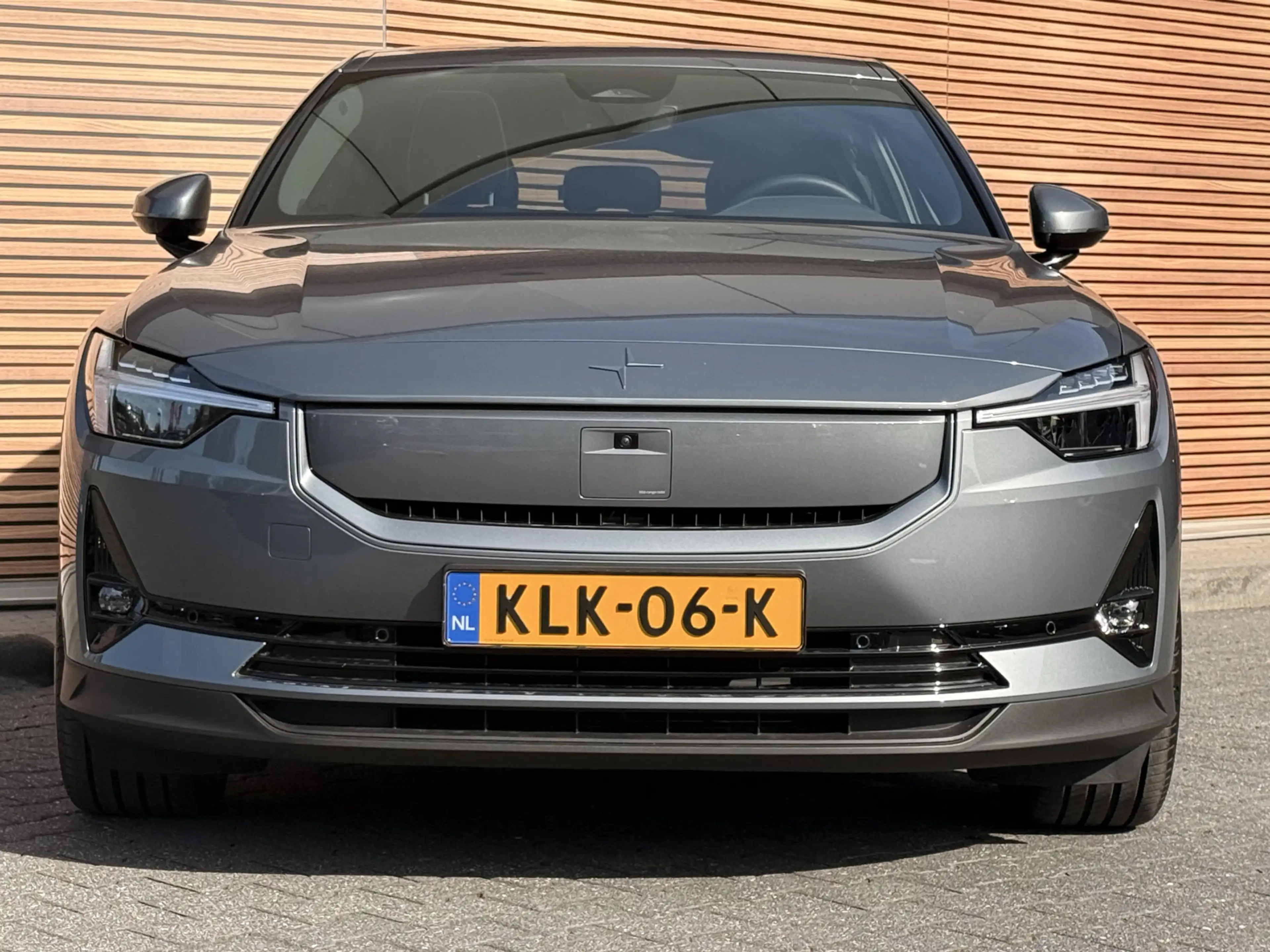 Polestar 2 Long Range Single Motor Prime 82 kWh Harman Kardon — photo 10