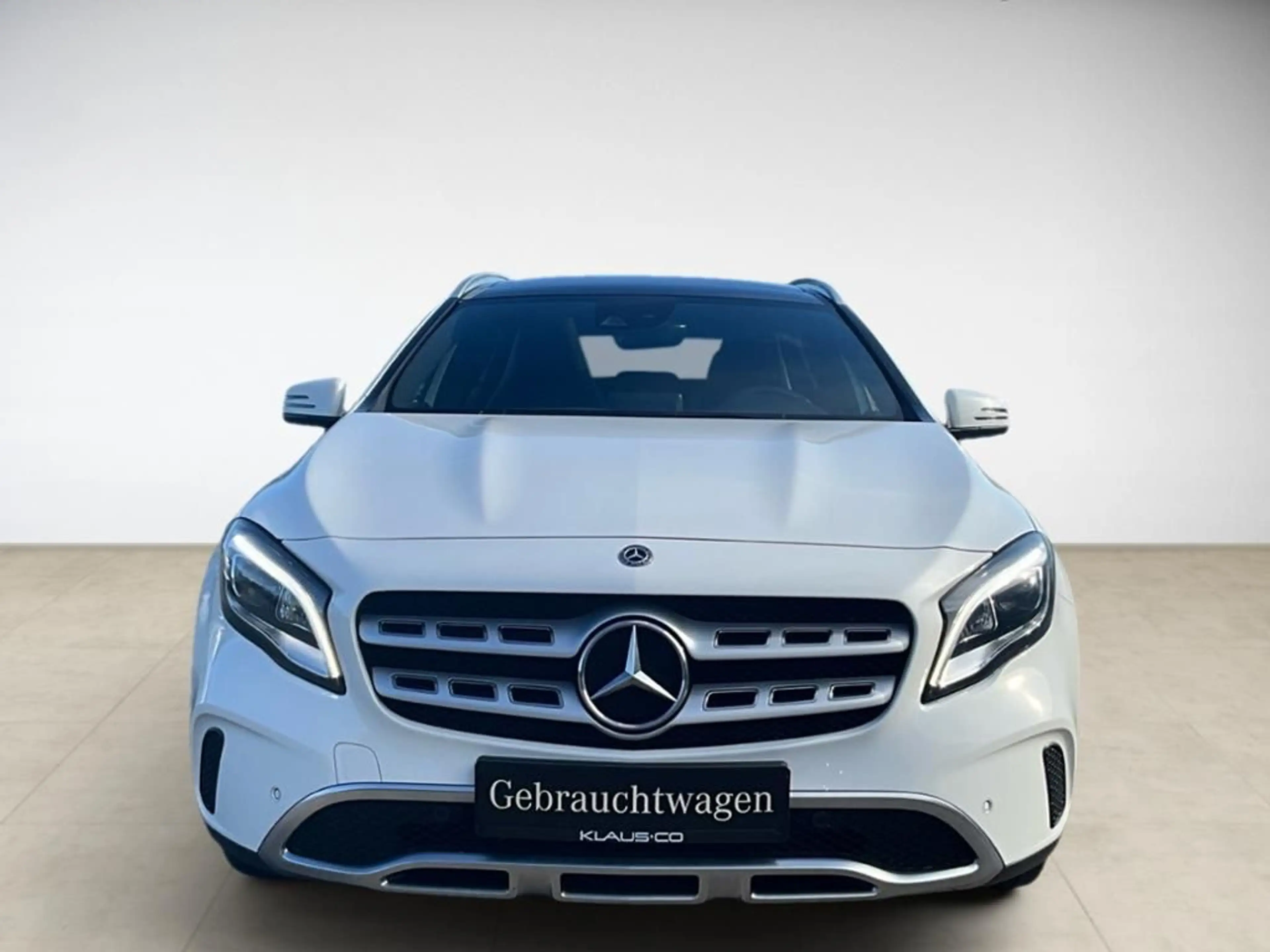 Mercedes-Benz GLA 180 Sport Utility Vehicle AUT Kam. KeyLess — photo 2