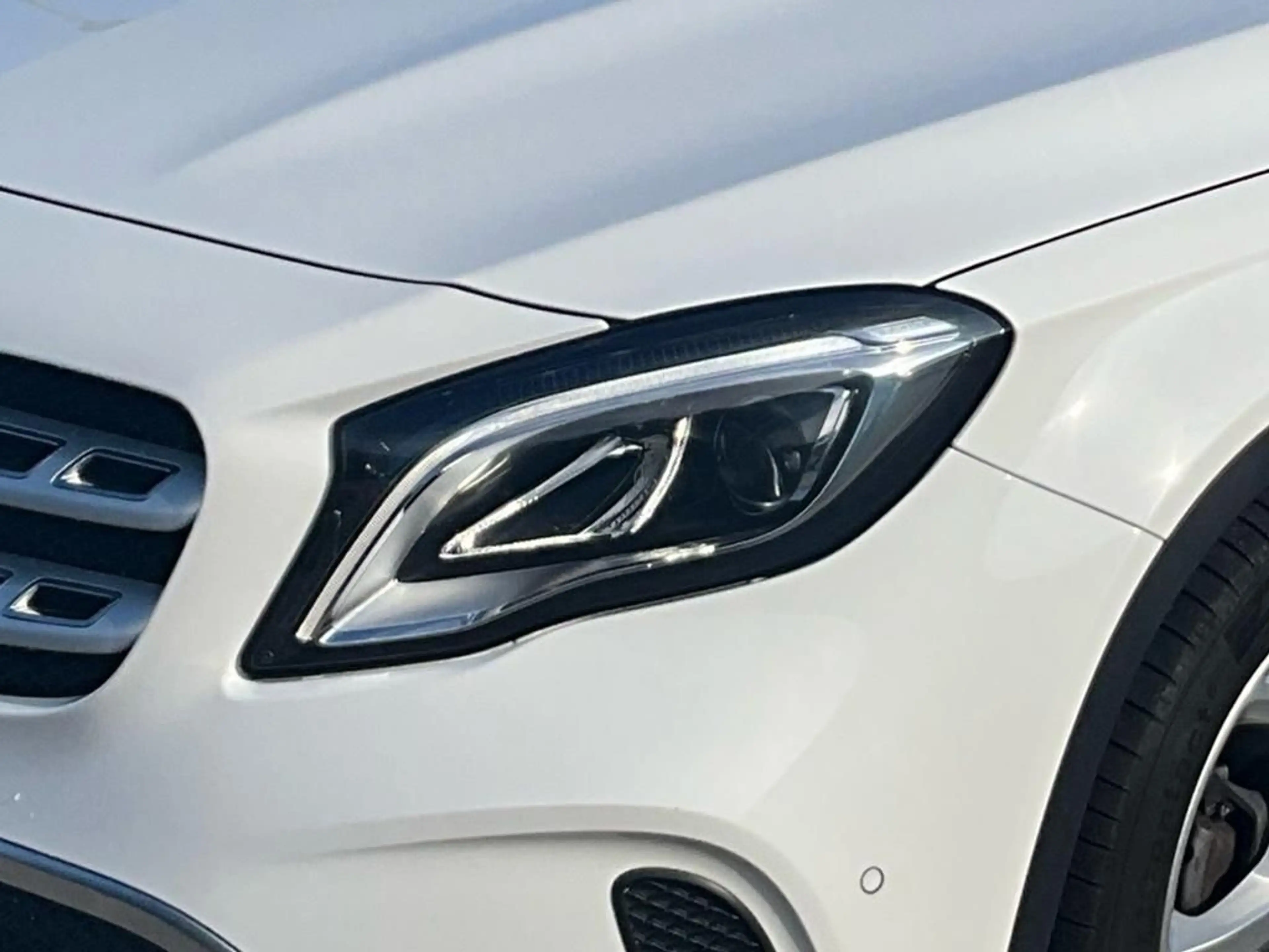 Mercedes-Benz GLA 180 Sport Utility Vehicle AUT Kam. KeyLess — photo 6