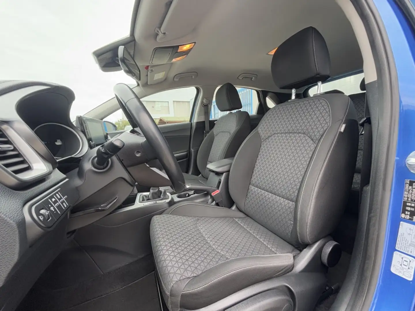 Kia Ceed / cee'd 1.6 MHEV iMT Drive 136 Azul - 1