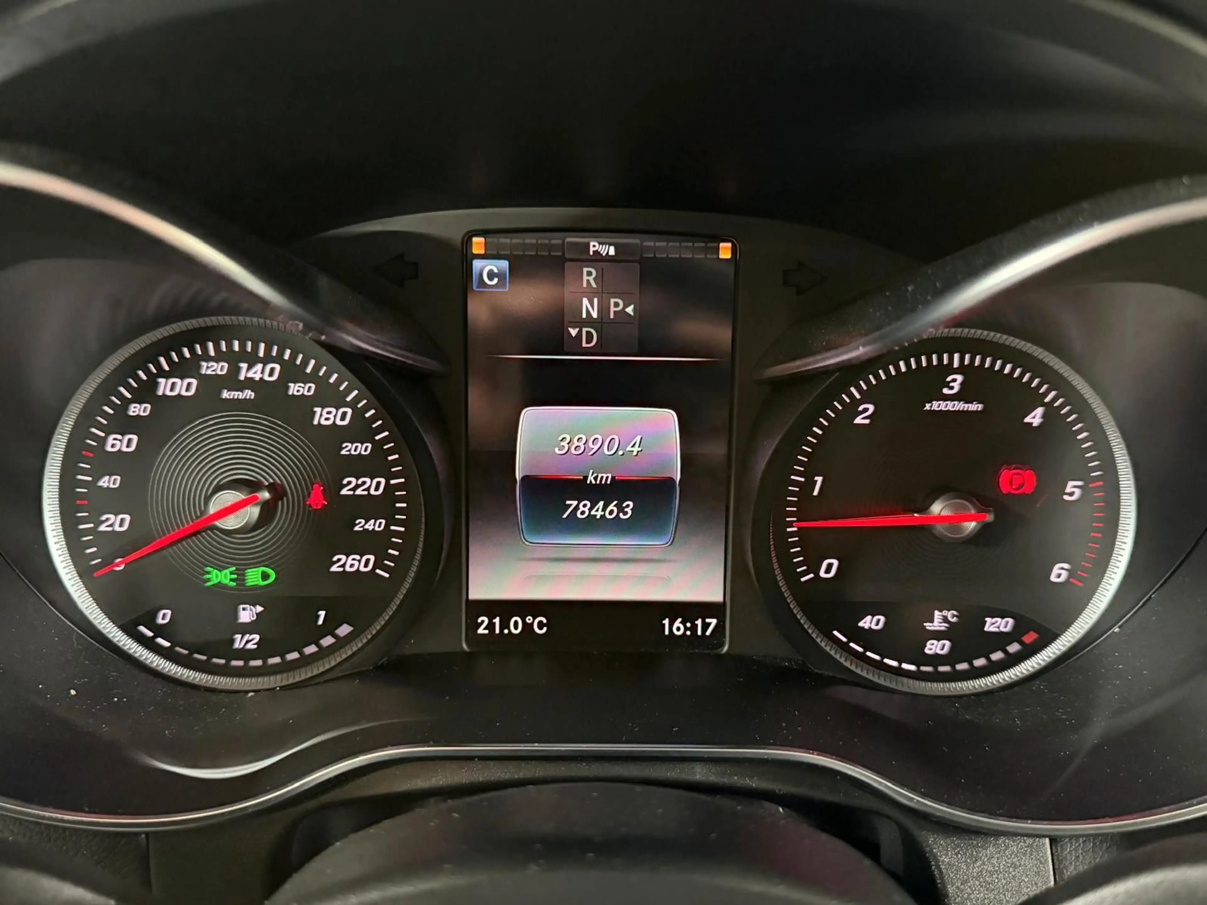 Mercedes-Benz GLC 350 d 4Matic AMG*Pano*Vollleder*Widescreen* — photo 14