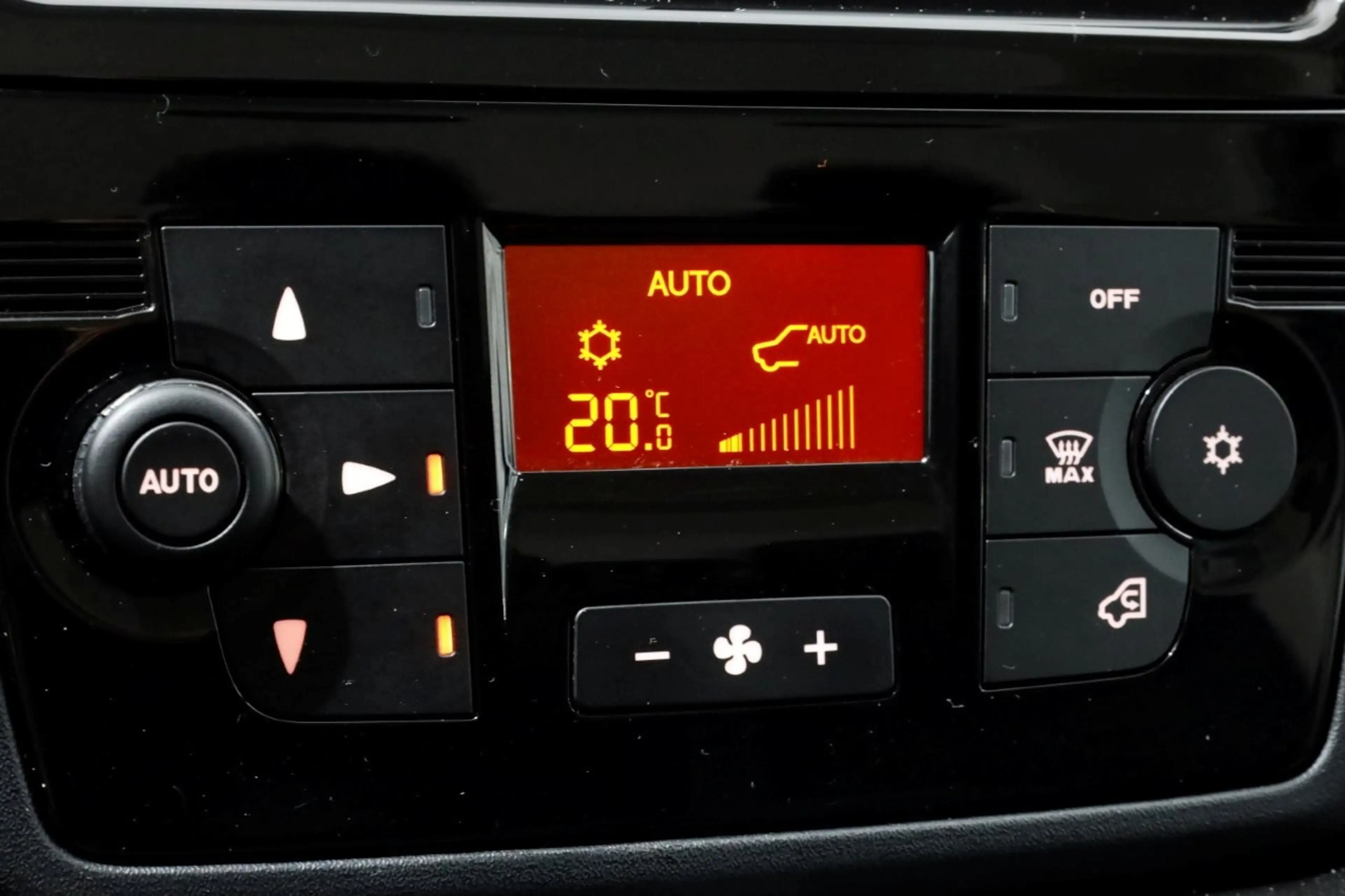 Citroen Jumper 2.2 BlueHDi 165pk L4H2 Airco/Navi/Camera 06-2024 — photo 19