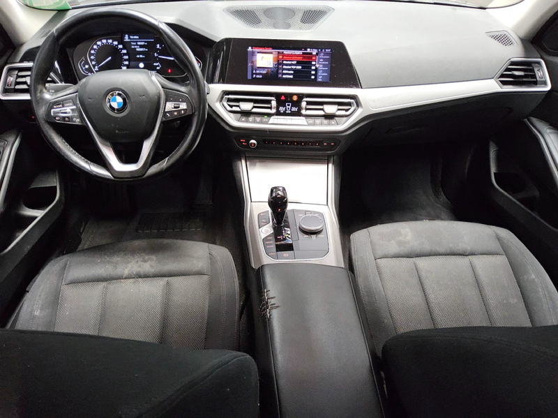 BMW 330 iA Advantage LED SHZ HiFi — photo 5