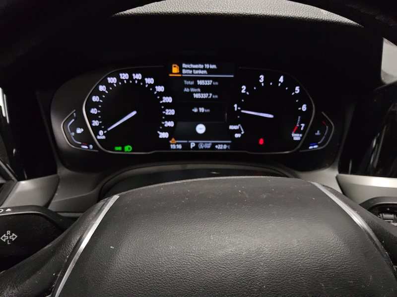 BMW 330 iA Advantage LED SHZ HiFi — photo 8