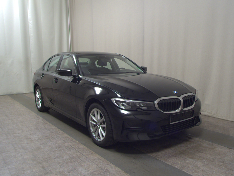 BMW 330 iA Advantage LED SHZ HiFi — photo 3