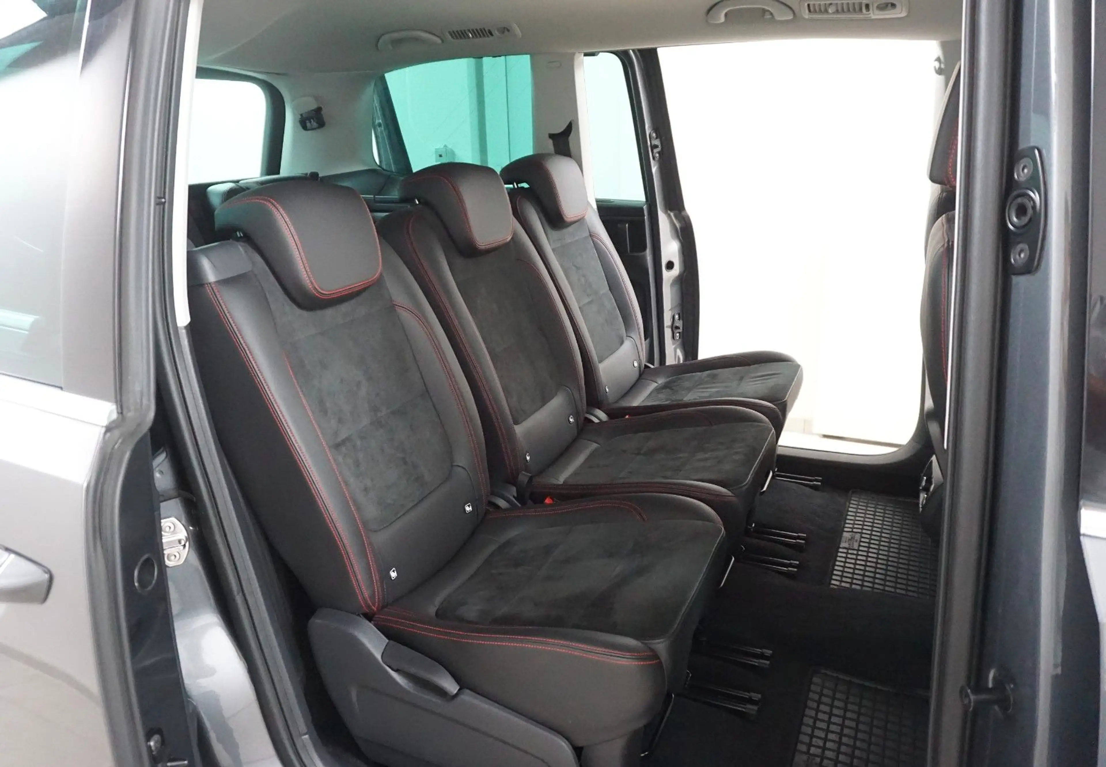 SEAT Alhambra FR-Line AHK KAMERA NAVI 7 SITZE STANDHZ — photo 35