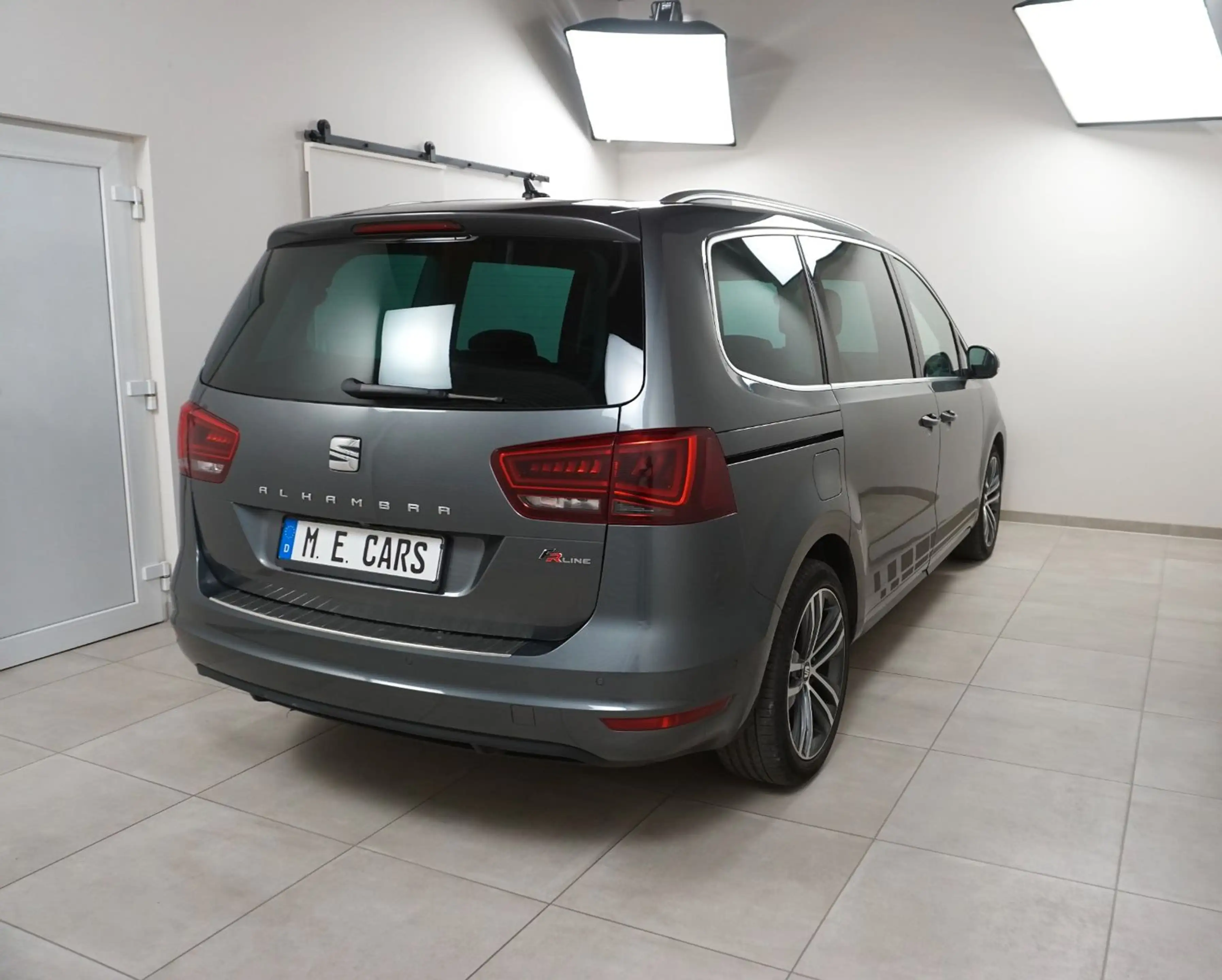 SEAT Alhambra FR-Line AHK KAMERA NAVI 7 SITZE STANDHZ — photo 4