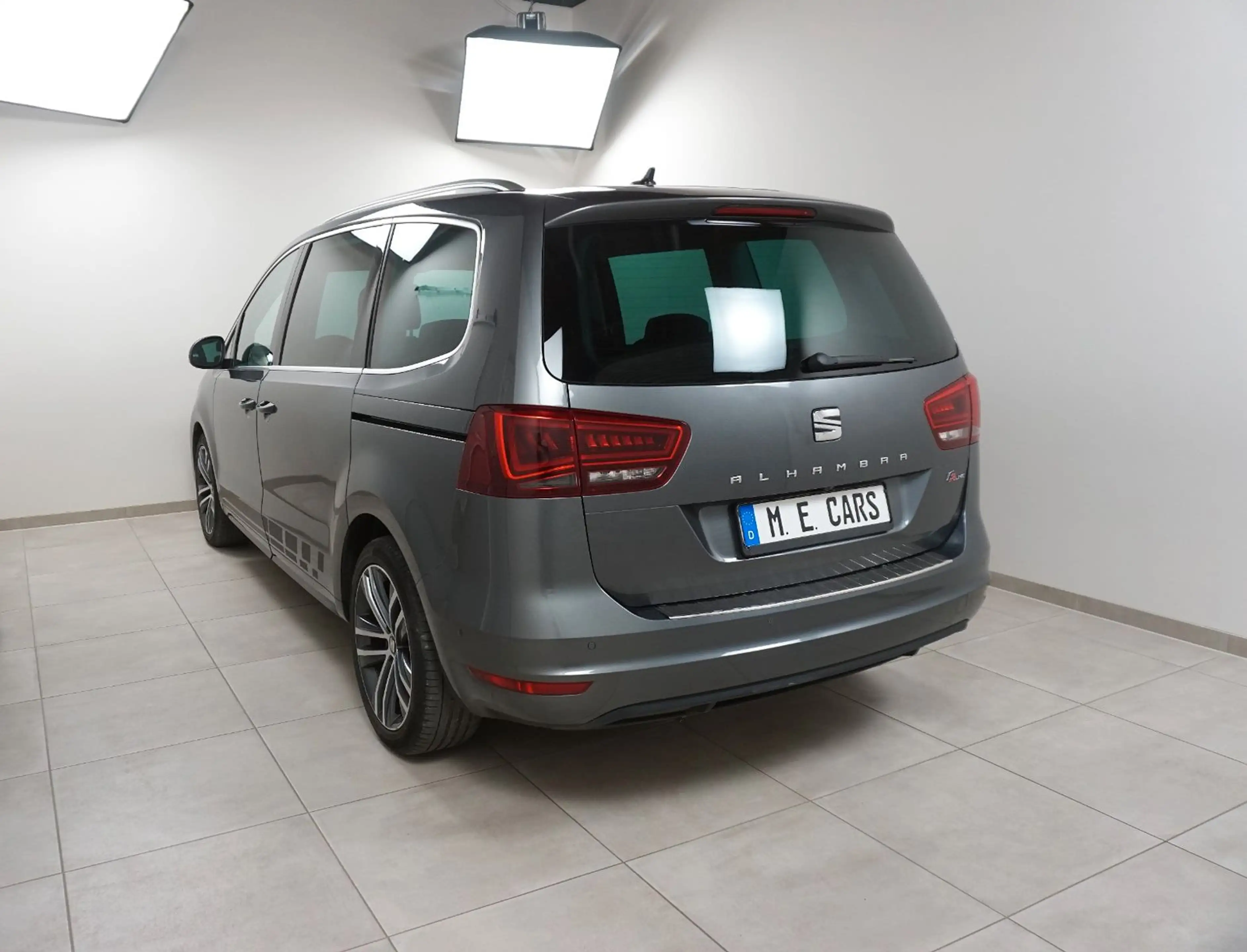 SEAT Alhambra FR-Line AHK KAMERA NAVI 7 SITZE STANDHZ — photo 2