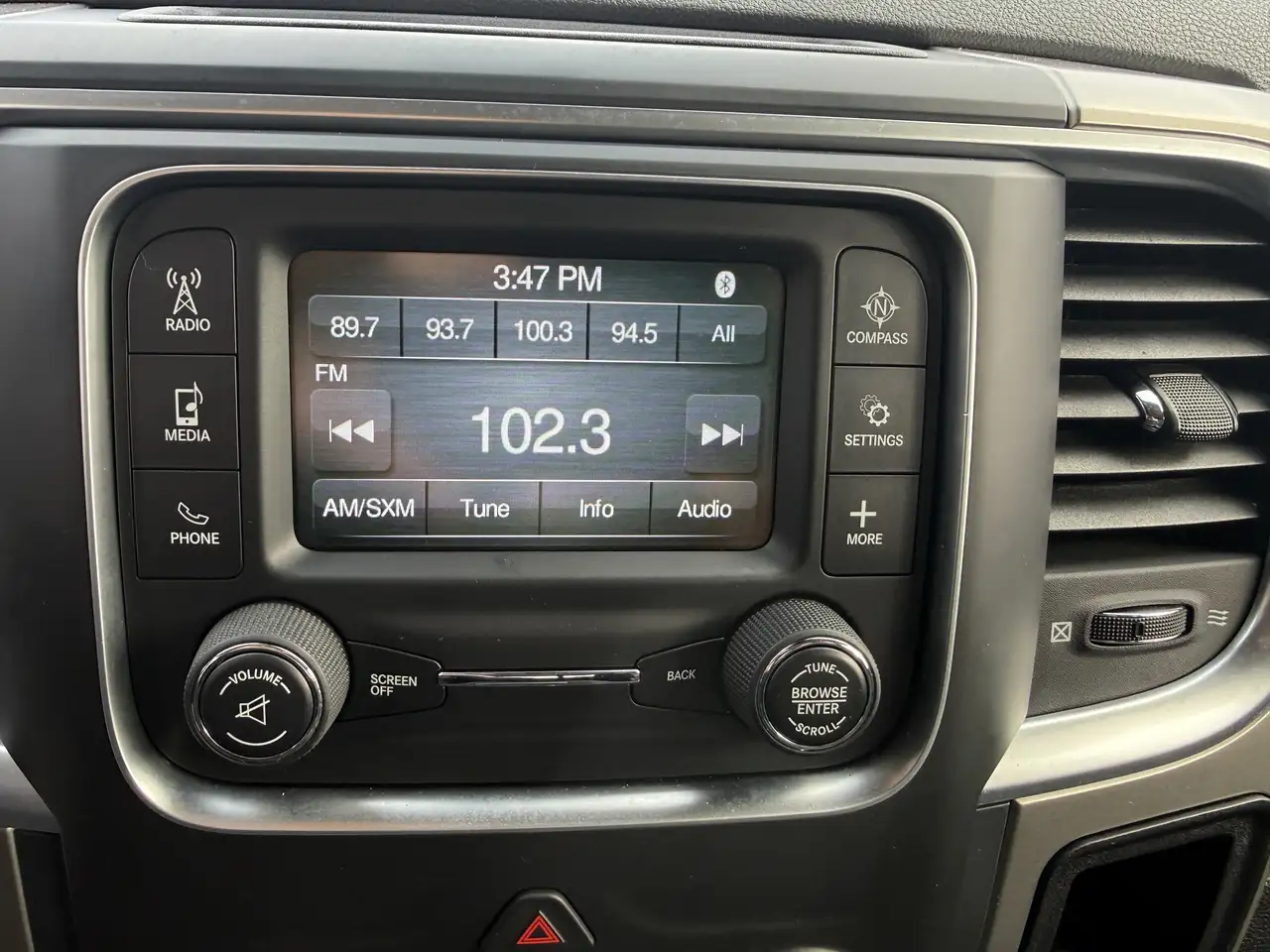RAM 1500 photo RAM 1500