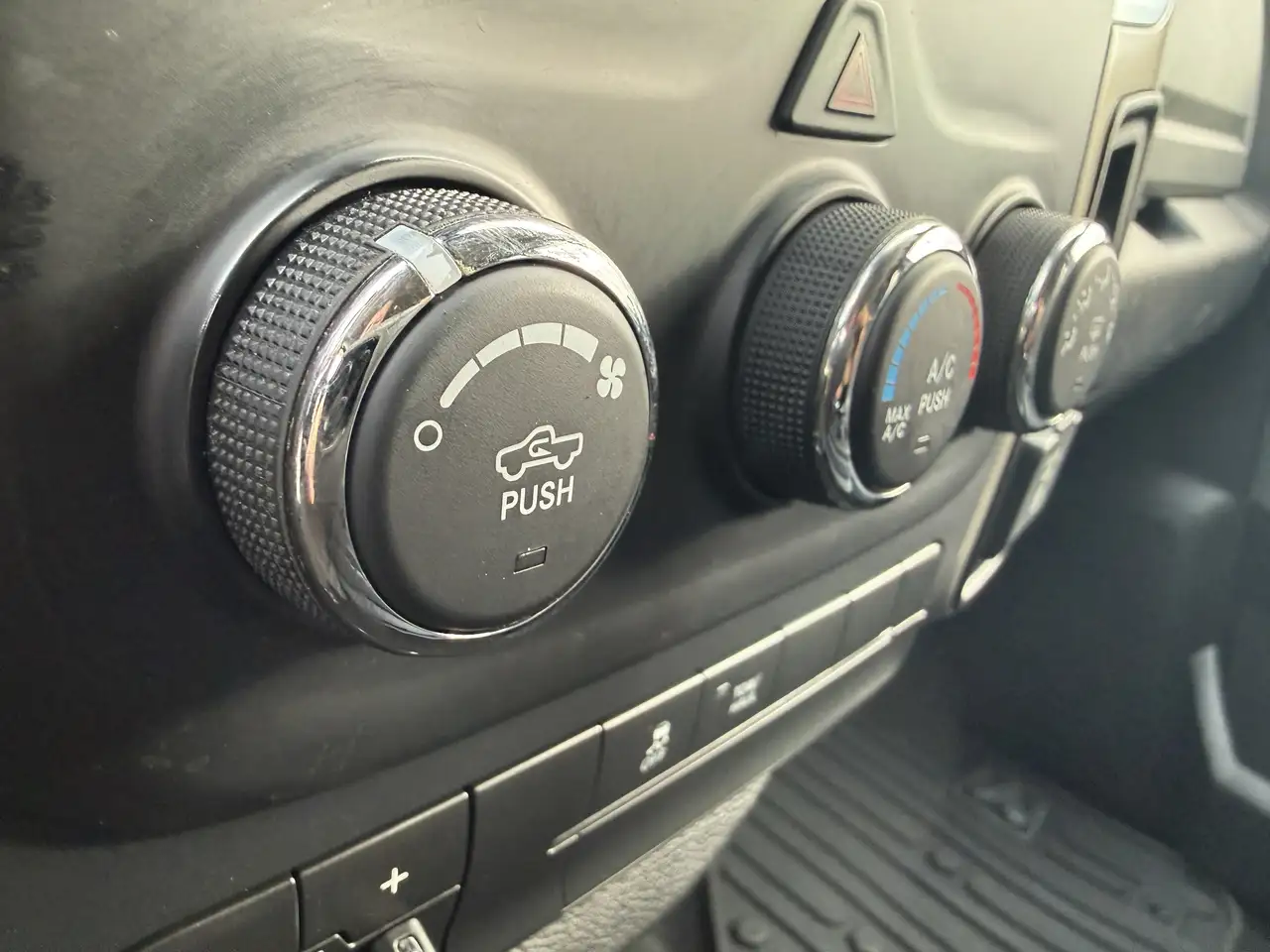 RAM 1500 photo RAM 1500
