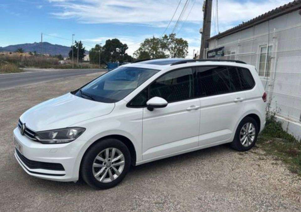 Volkswagen Touran 1.2 TSI BMT Edition 81kW - foto 1