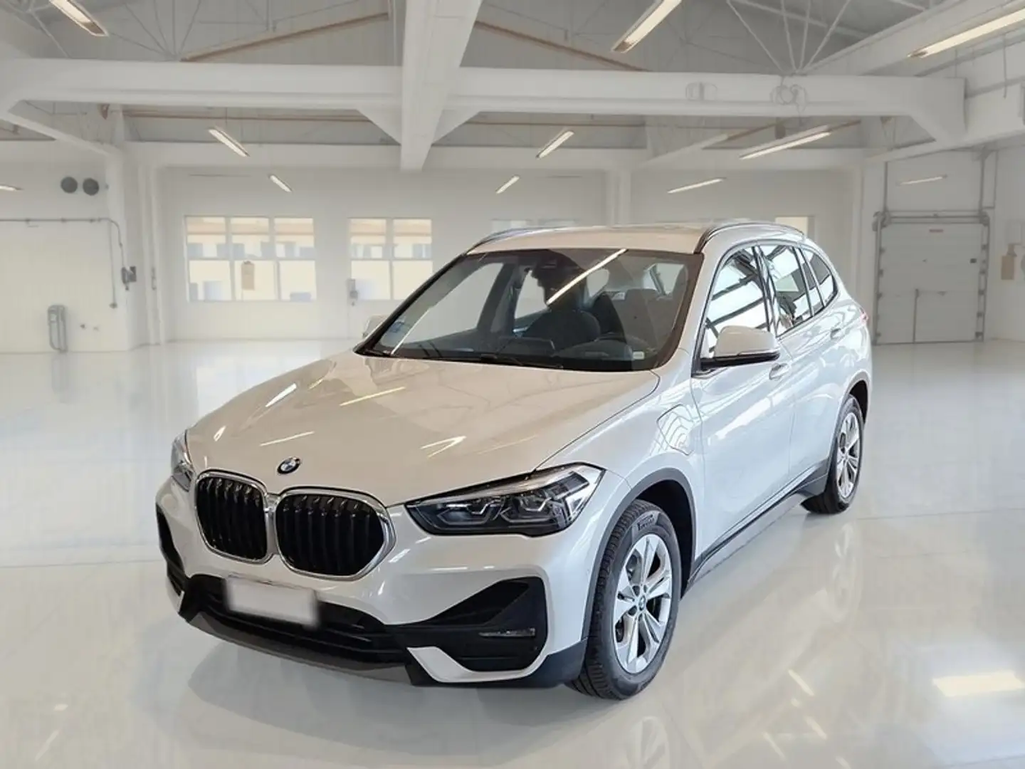 BMW X1 xDrive 25e Business Advantage automatico - 1
