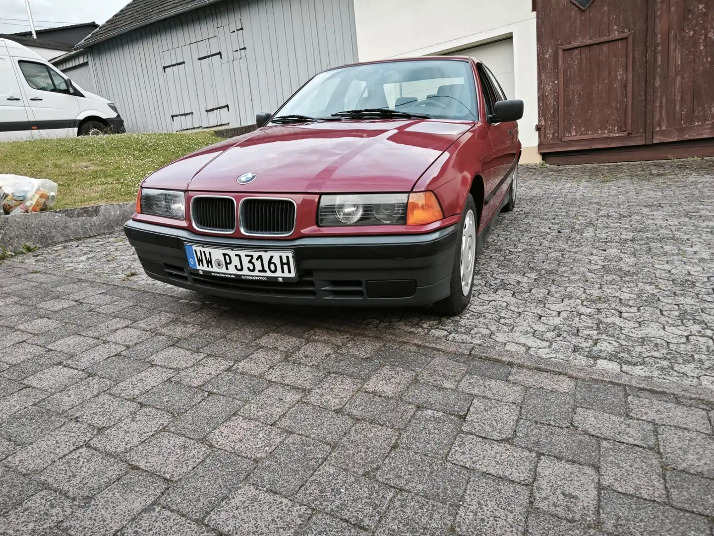 BMW 316 316i - 1