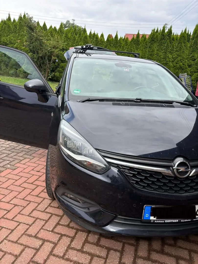 Opel Zafira Tourer Bleu - 1