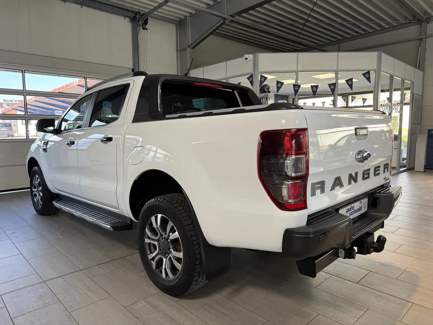 Ford Ranger Wildtrak Doppelkabine 4x4 Blanc - 2
