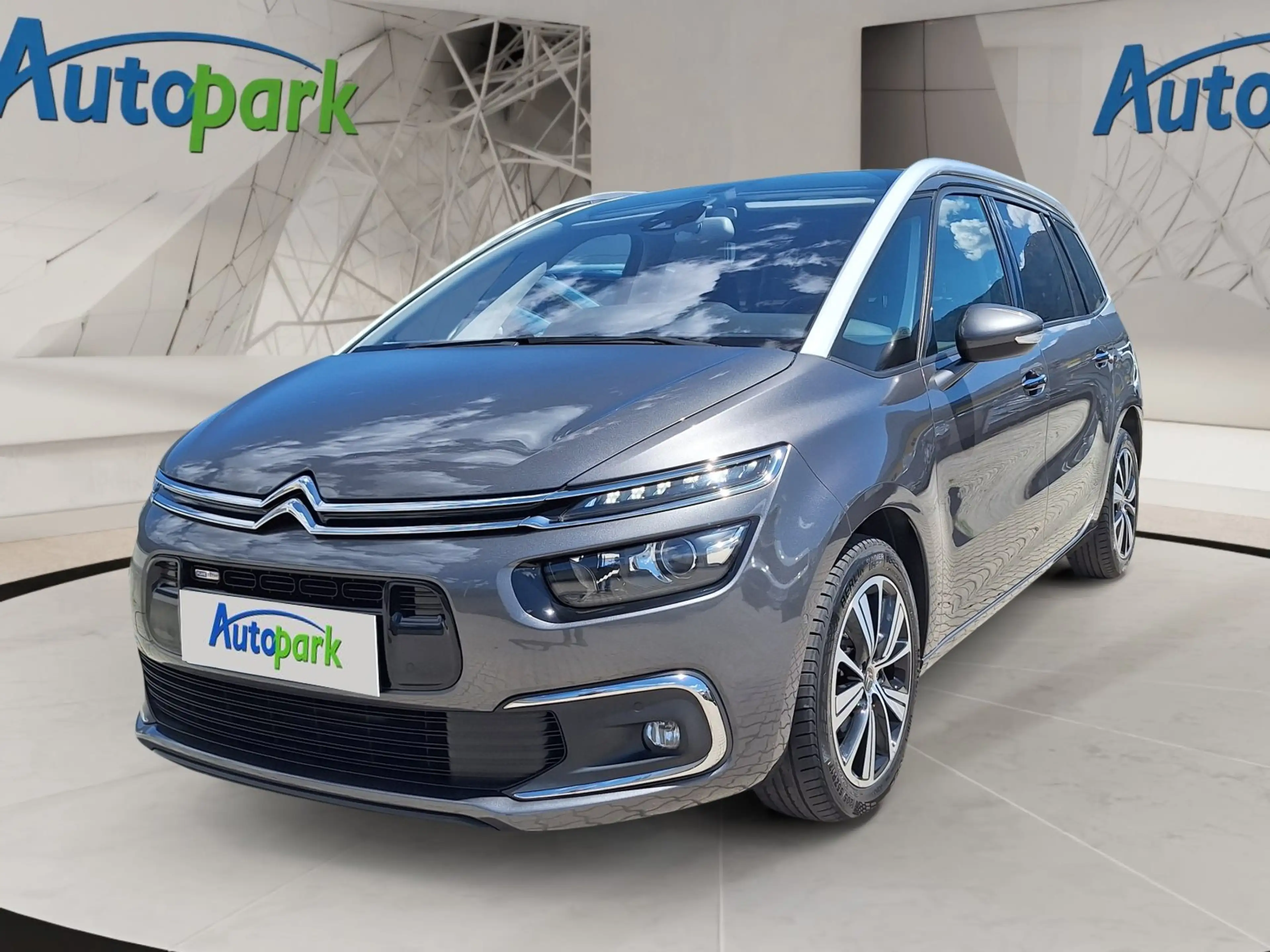 Citroen Grand C4 Picasso /Spacetourer 1,2 PureTech  130 Shine