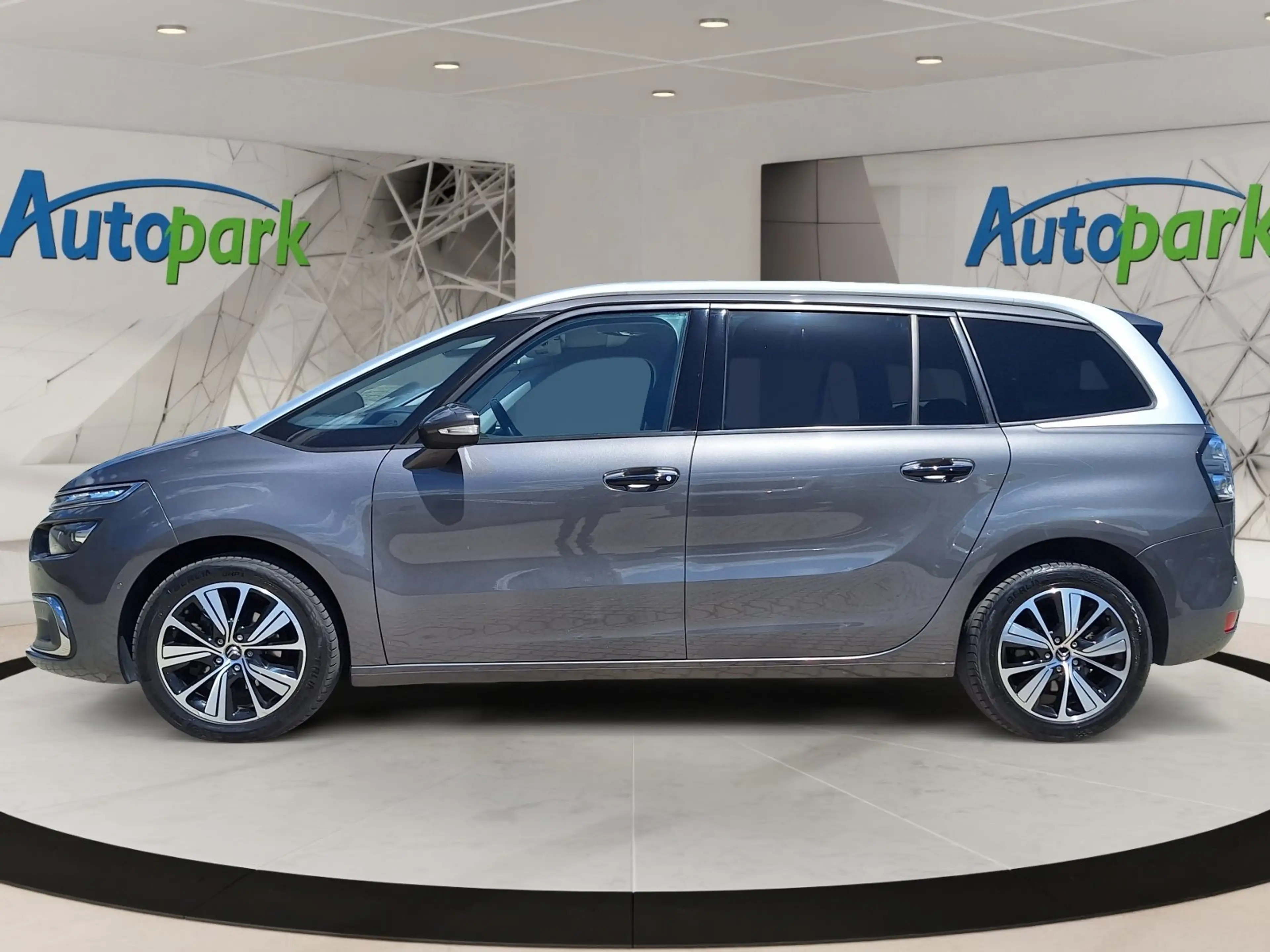 Citroen Grand C4 Picasso /Spacetourer 1,2 PureTech  130 Shine — photo 4