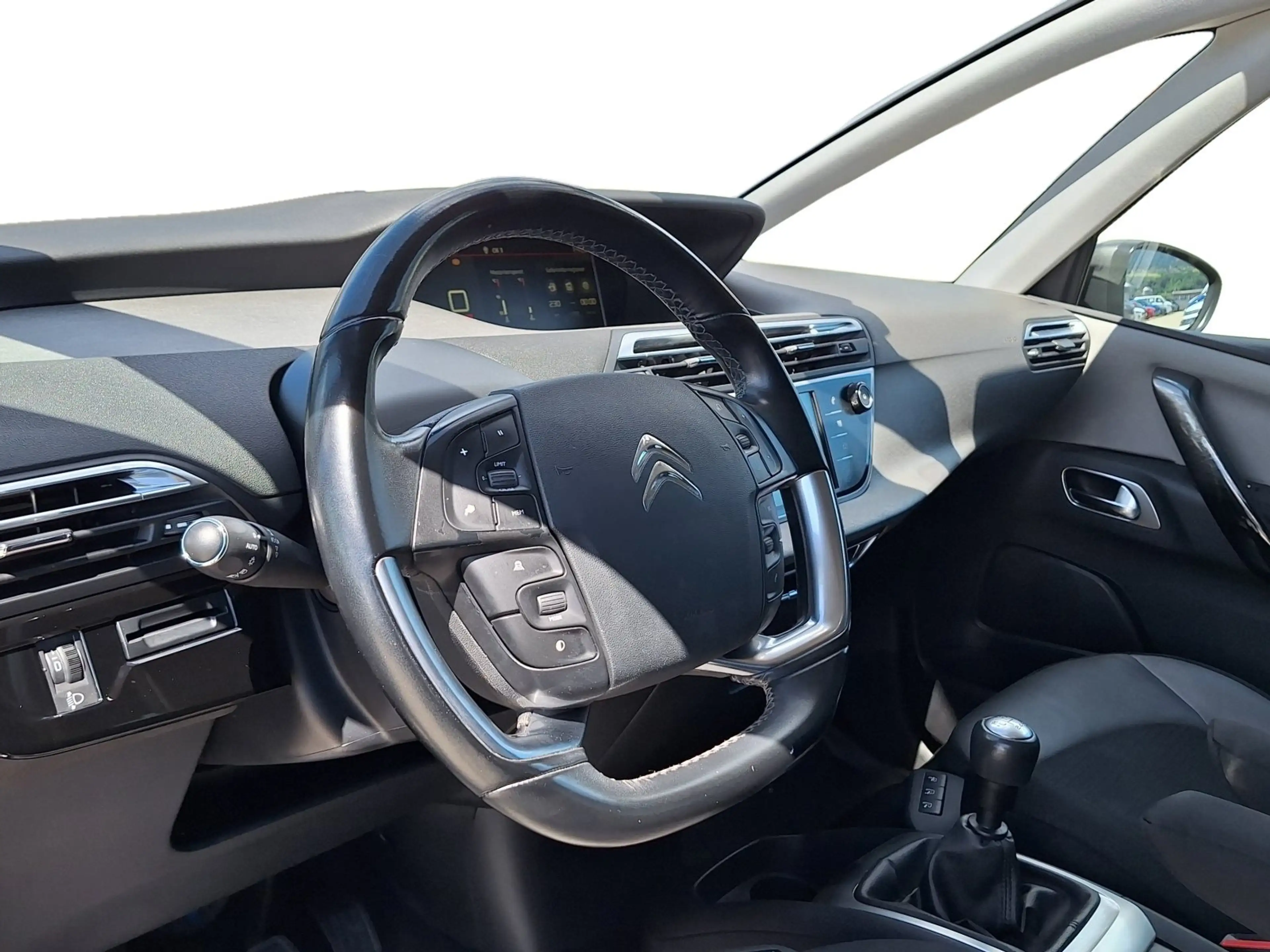 Citroen Grand C4 Picasso /Spacetourer 1,2 PureTech  130 Shine — photo 13