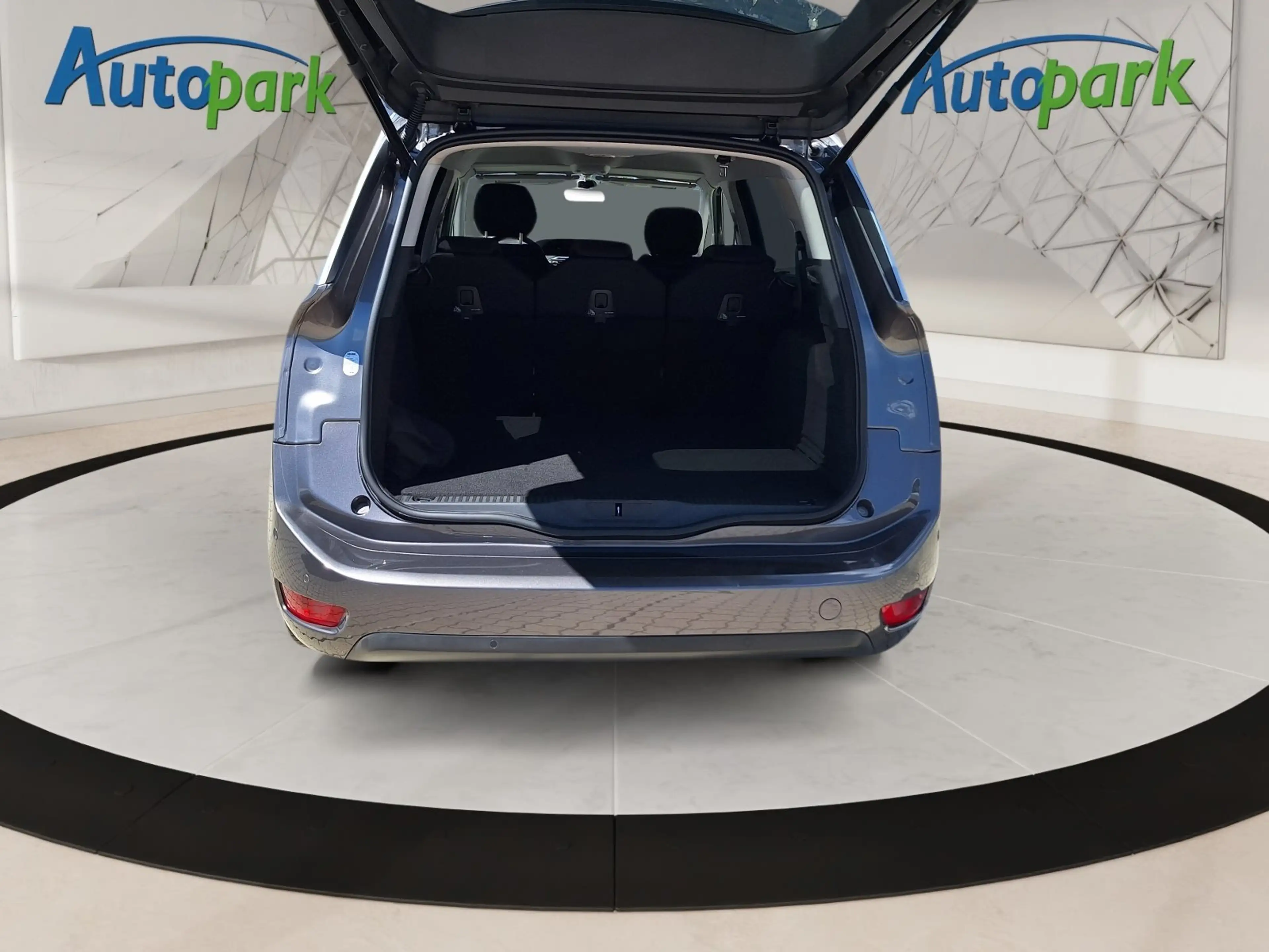 Citroen Grand C4 Picasso /Spacetourer 1,2 PureTech  130 Shine — photo 10