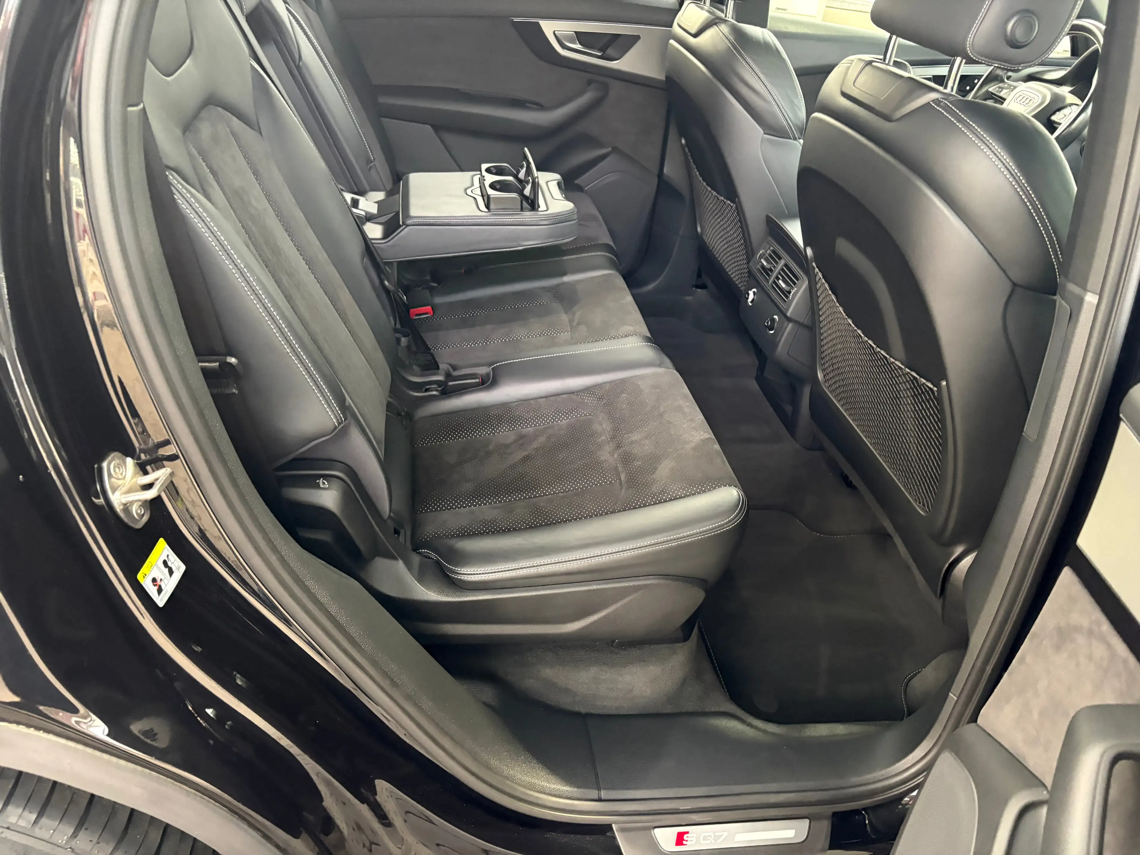 Audi SQ7 Audi 4.0 TDI-22ZOLL-PANO-AHK-LED-MEMO-LUFT-KAMERA — photo 3