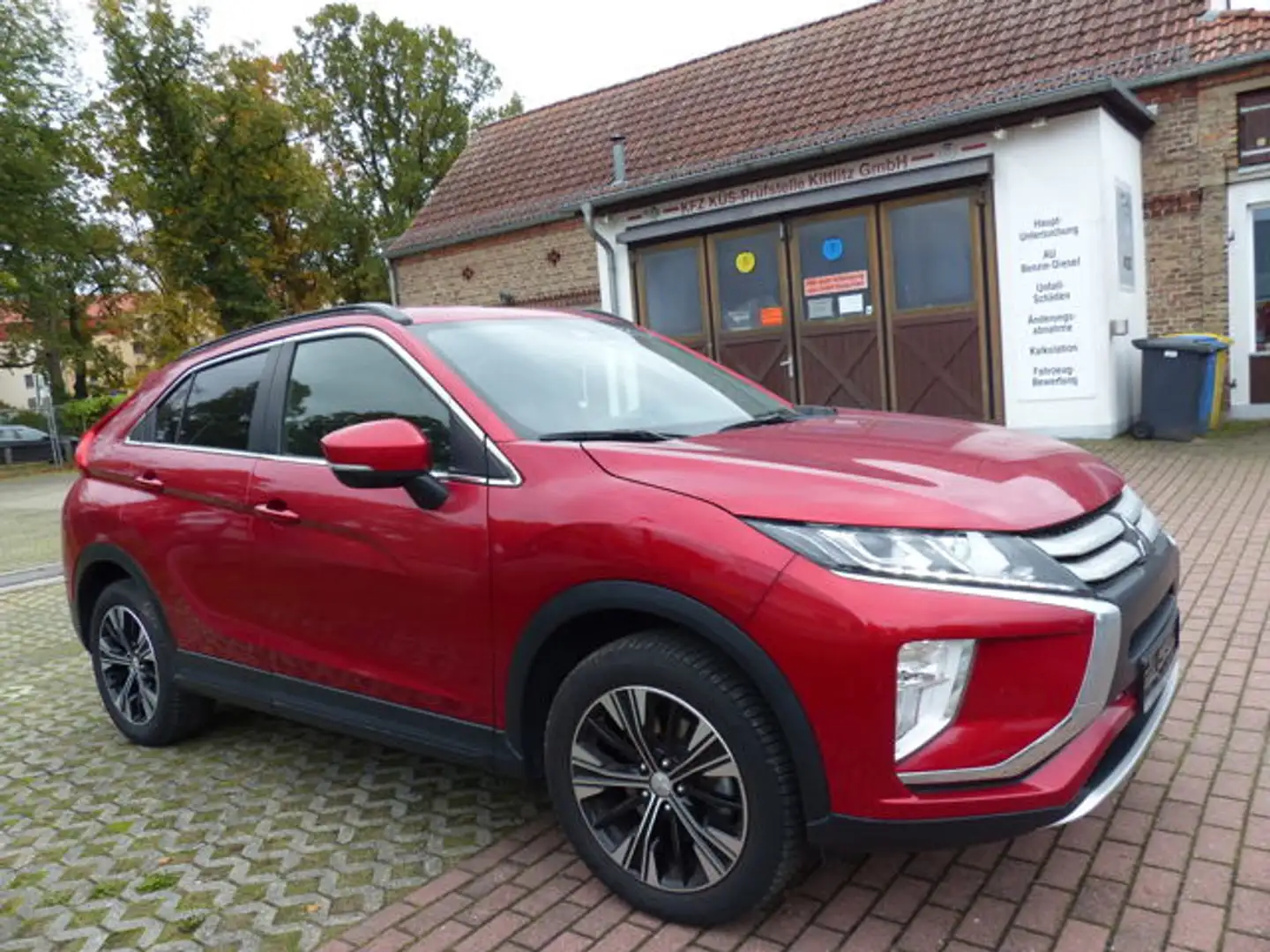 Mitsubishi Eclipse Cross 1.5 T-MIVEC Diamant Edit. Autom Rouge - 2