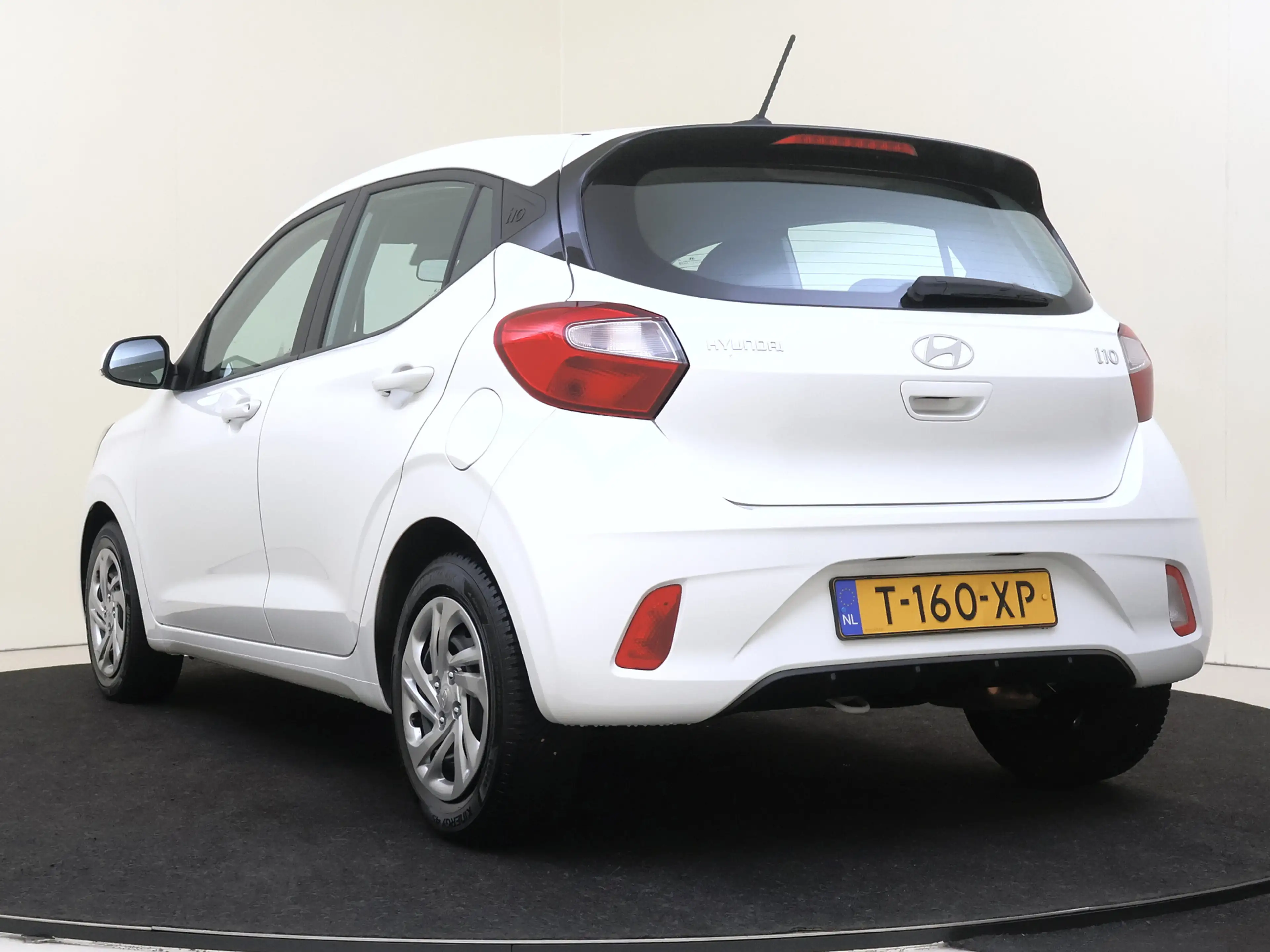 Hyundai i10 1.0 Comfort — photo 4