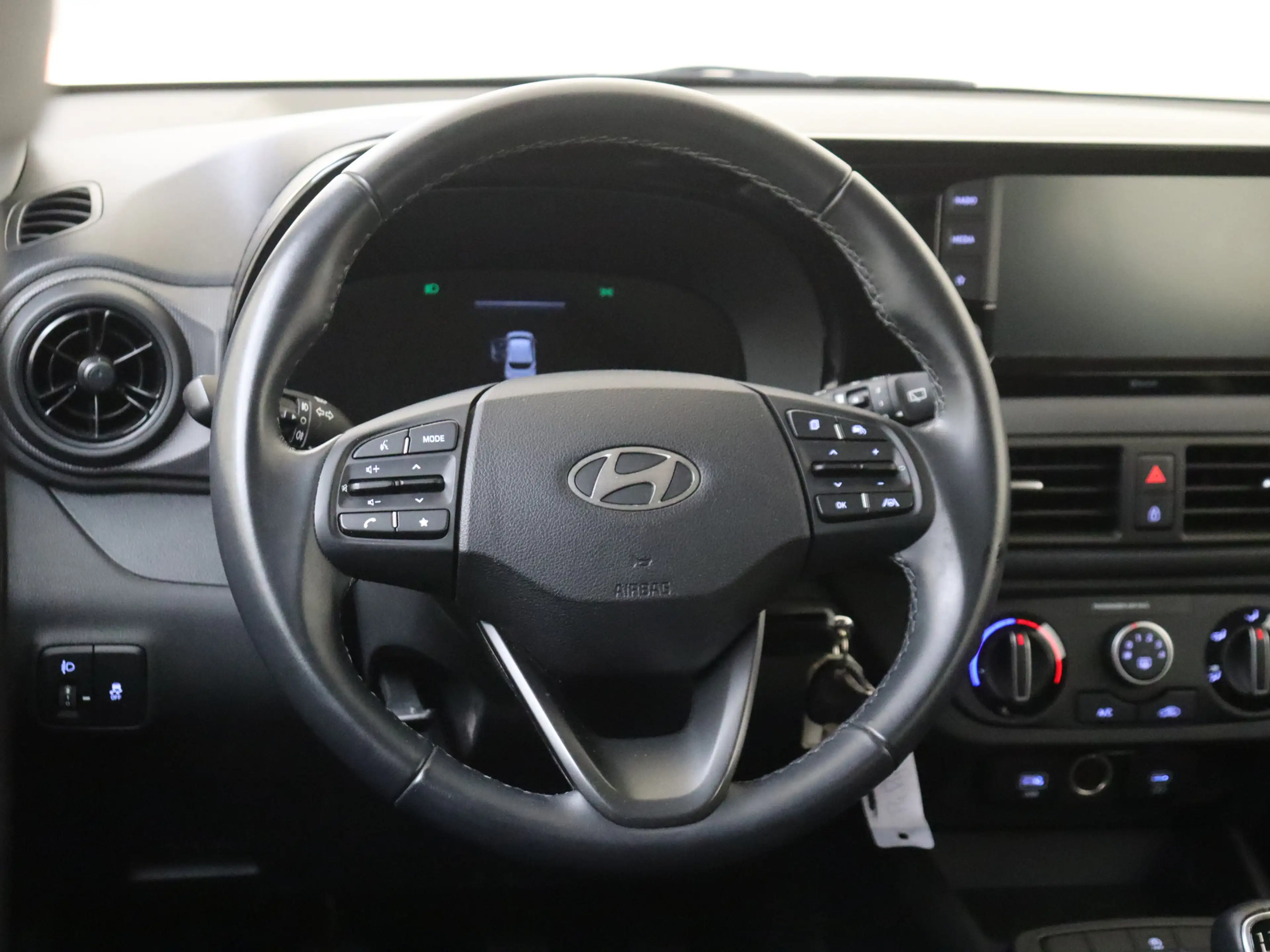 Hyundai i10 1.0 Comfort — photo 6