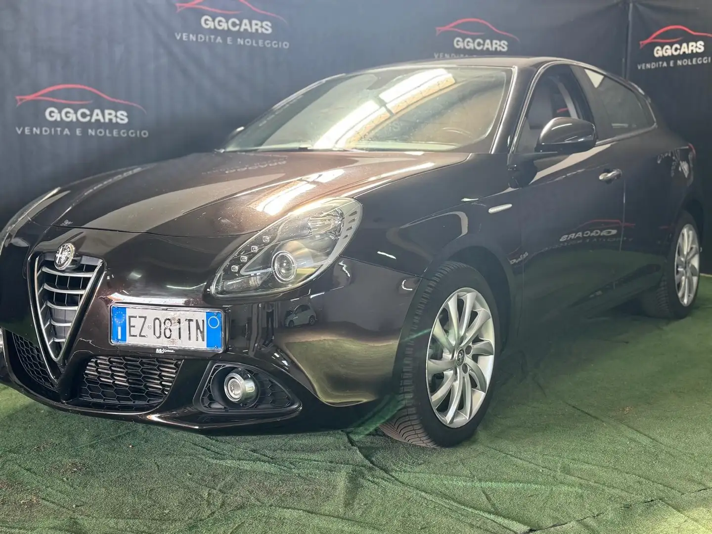 Alfa Romeo Giulietta Giulietta 1.6 JTDm-2 105 CV Exclusive Nero - 1