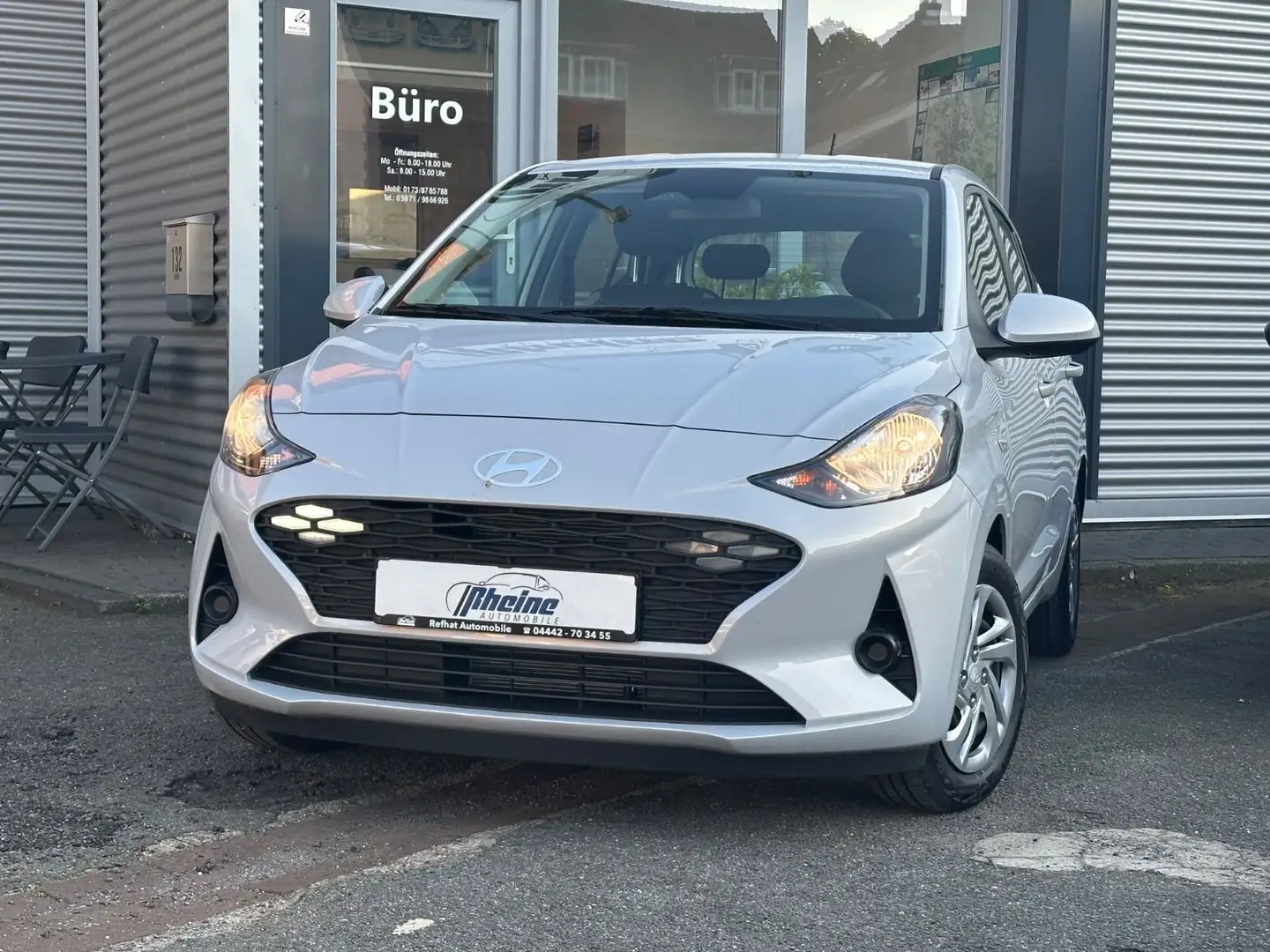 Hyundai i10 Pure*DIGITAL*LED*KAMERA*CARPLAY*SHZ* Grau - 1
