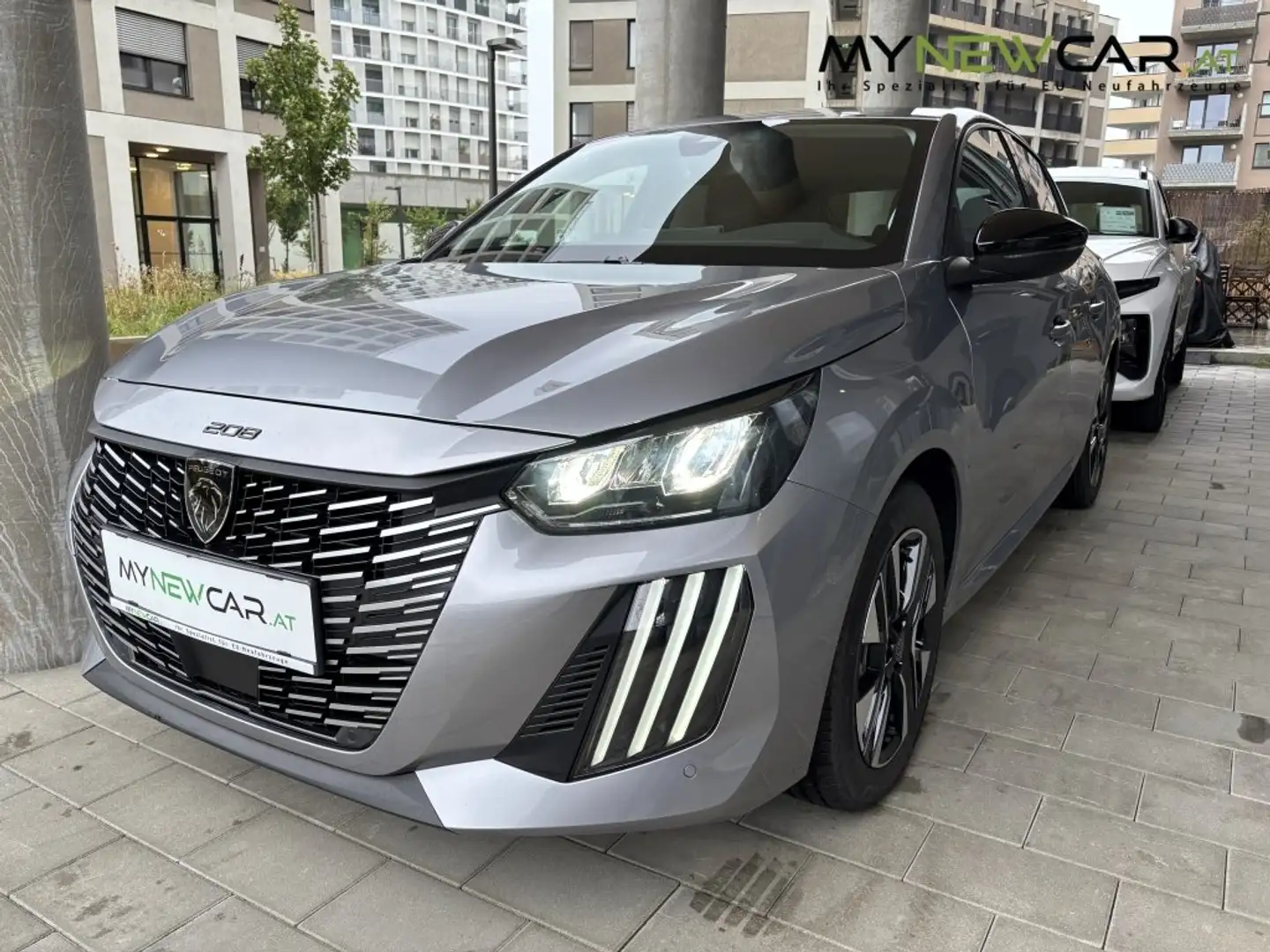 Peugeot 208 Allure Hybrid 110 e-DCS6 | 4 Jahre Garantie! Gris - 2
