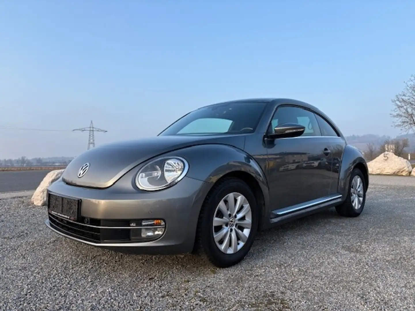 Volkswagen Beetle 1,6 TDI Design Grau - 1