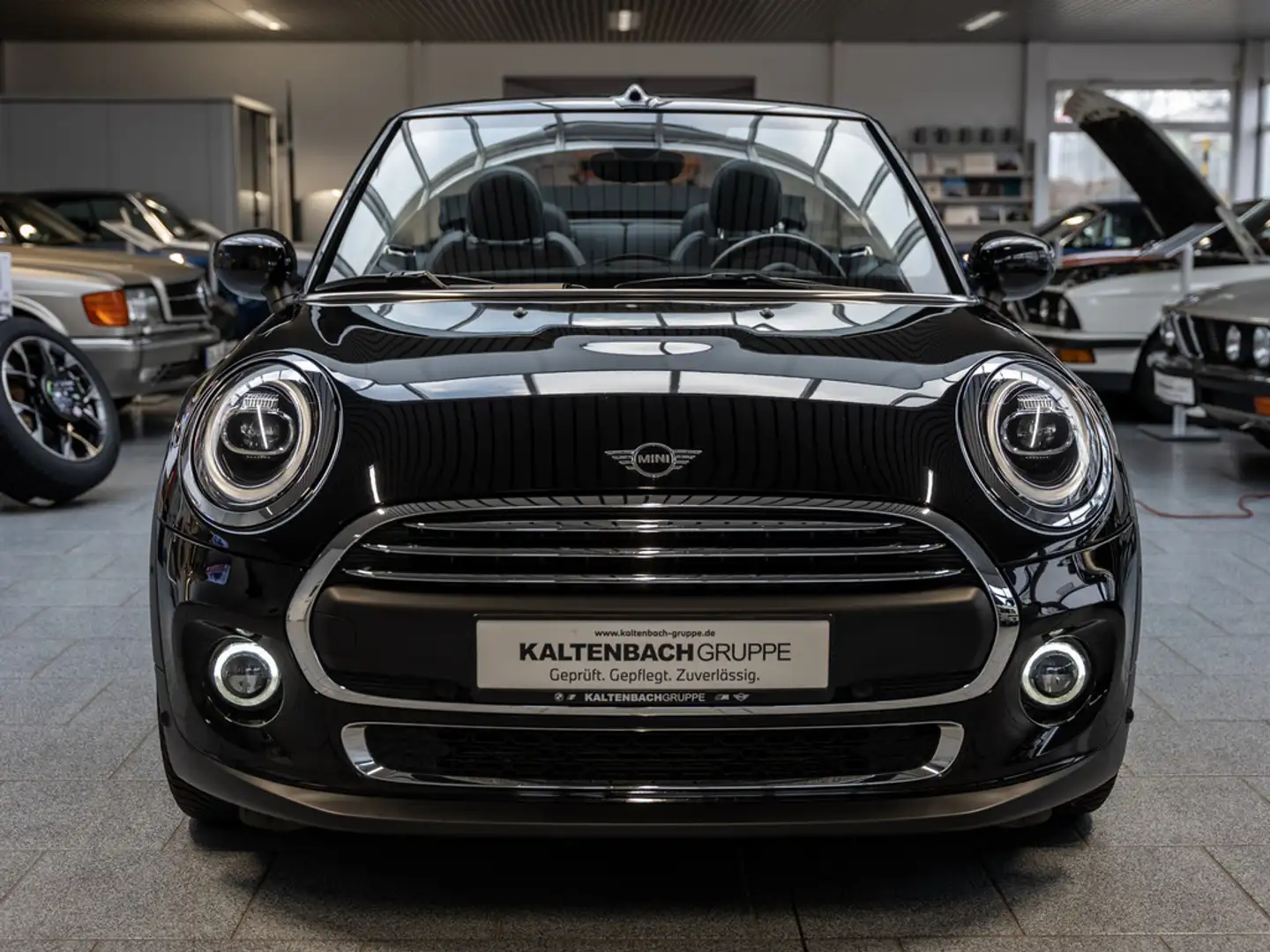 MINI One Cabrio Chili NAVI LED ALUFELGEN KLIMA PDC Schwarz - 2