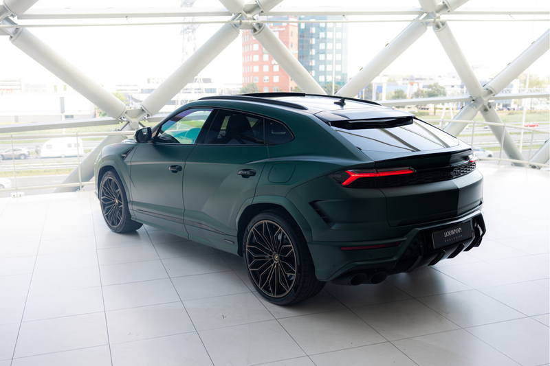 Lamborghini Urus 4.0 V8 Hybrid SE | Verde Hydra Matt | Interior Car — photo 3