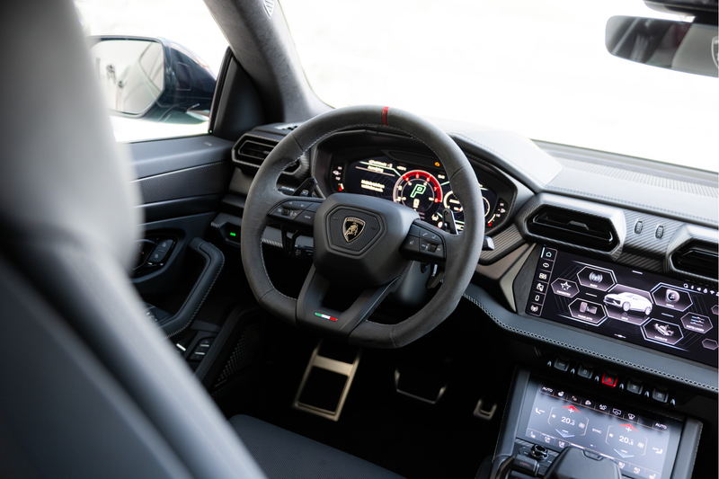 Lamborghini Urus 4.0 V8 Hybrid SE | Verde Hydra Matt | Interior Car — photo 10