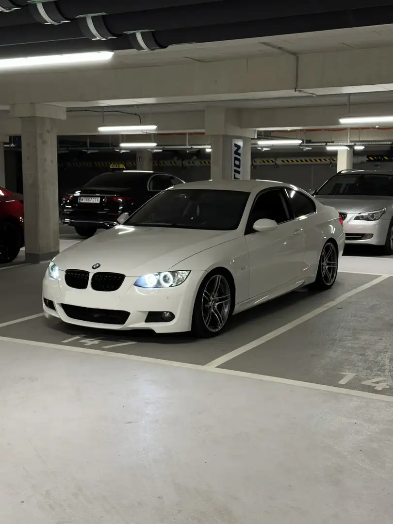 BMW 325 i Coupé - 1