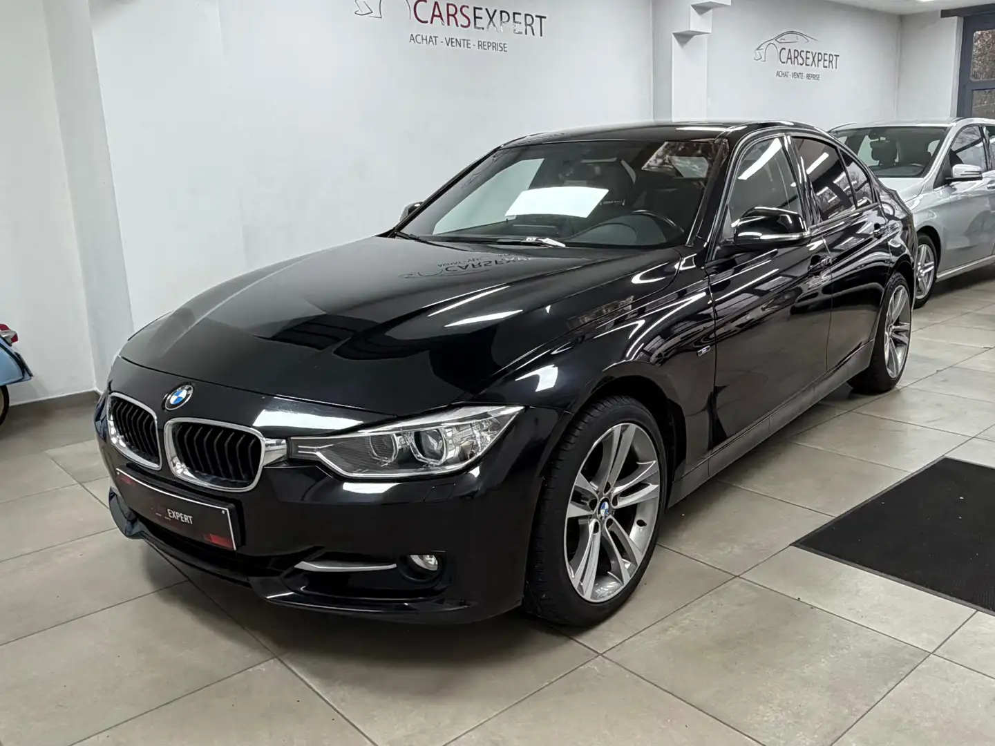 BMW 320 320i Sport Noir - 1