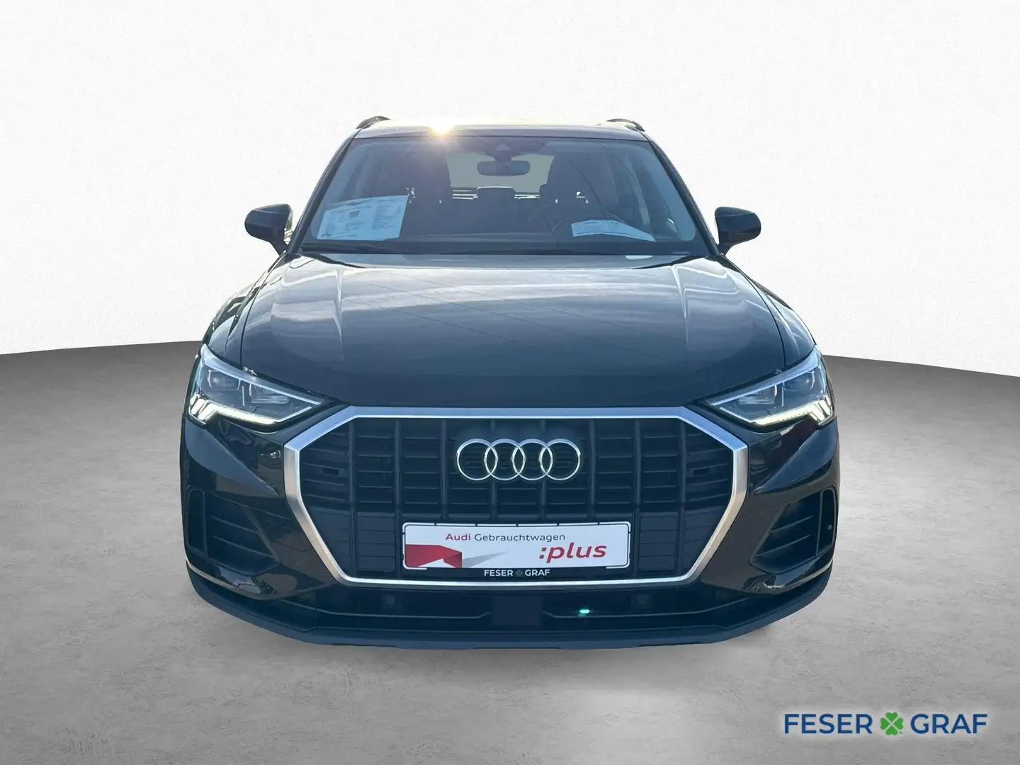 Audi Q3 35 TFSI - 6 Gang - NAVI - PANORAMA Noir - 2
