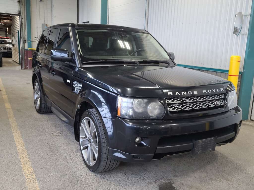 2012 Land Rover Range Rover Sport 4WD 4dr HSE alt 2