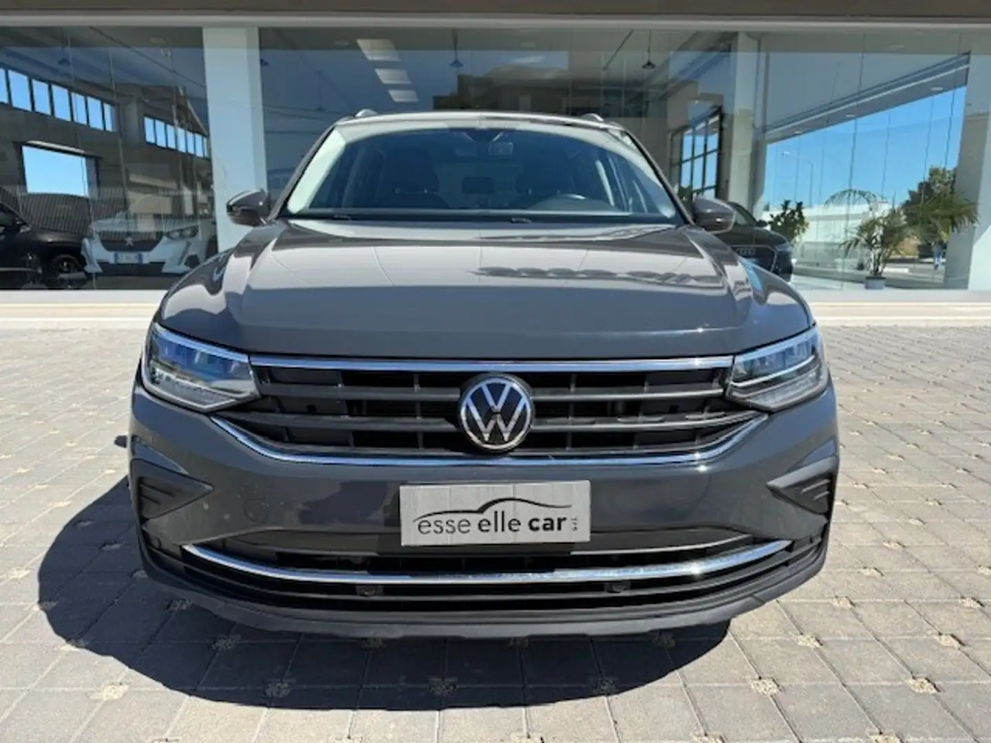 Volkswagen Tiguan Tiguan 2.0 TDI 150 CV SCR DSG Life 2022 Grigio - 2