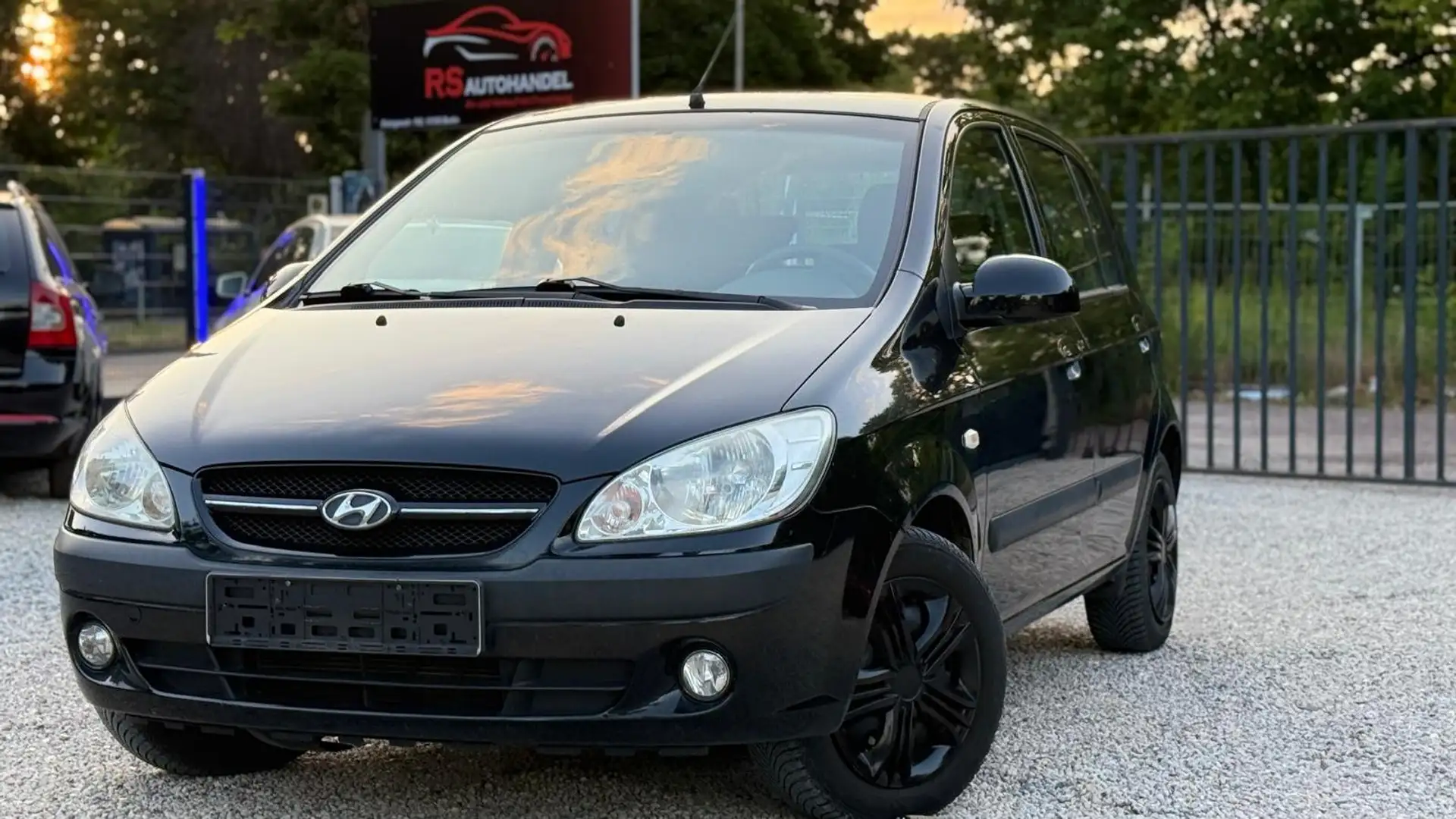 Hyundai Getz 1.4 GLS 1. HAND | NAVI Schwarz - 1