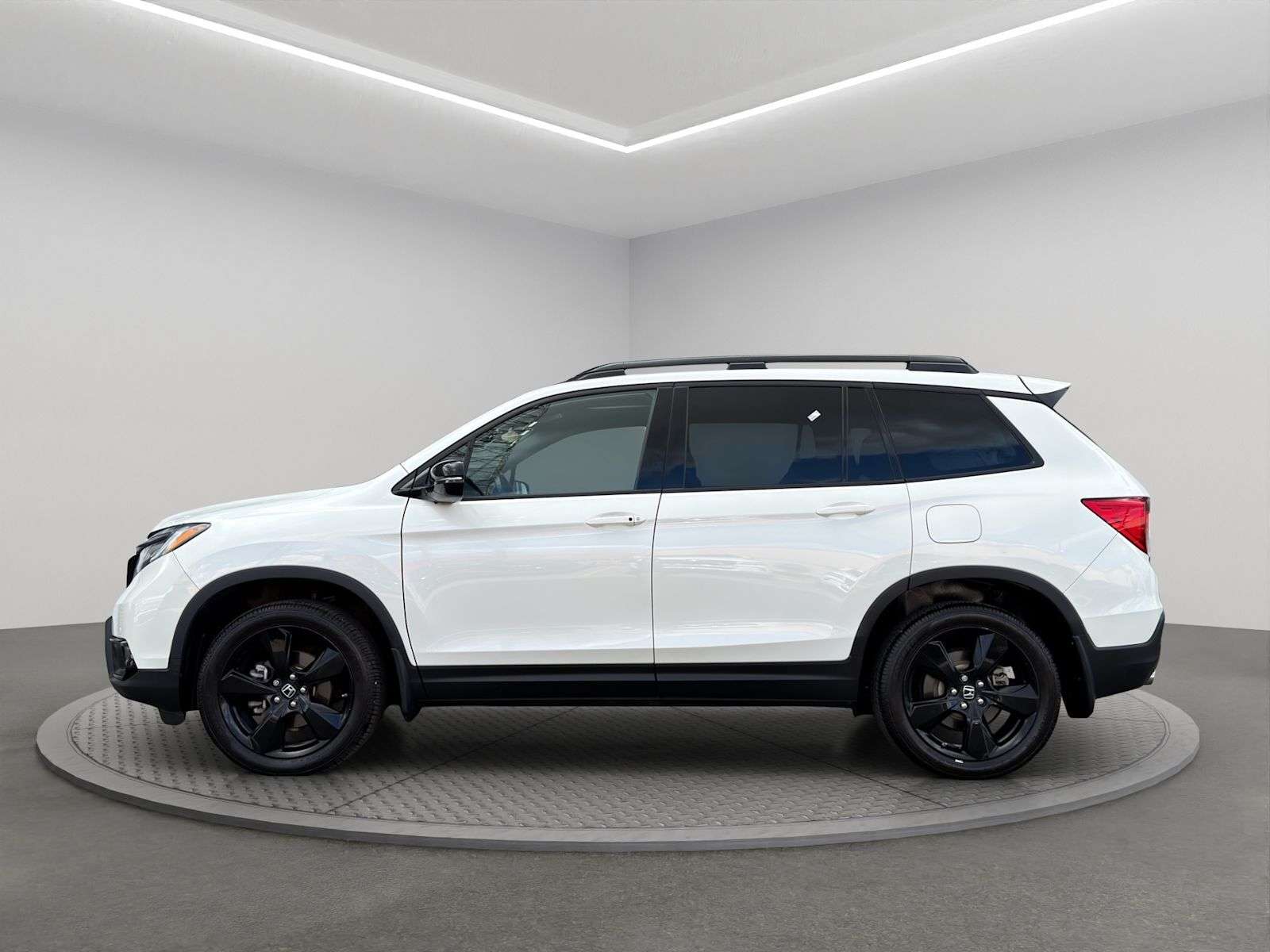 2019 Honda Passport Touring — снимка 1