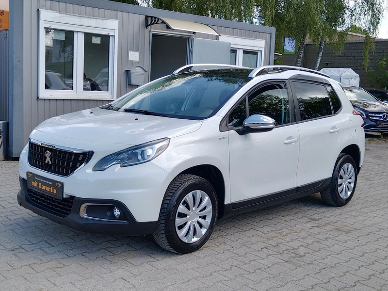 Peugeot 2008 Style+TÜV/NEU+GARANTIE+PANO+SHZ+CAM+PDC