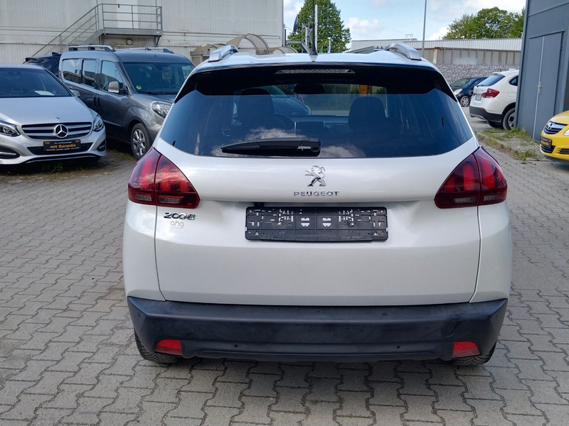 Peugeot 2008 Style+TÜV/NEU+GARANTIE+PANO+SHZ+CAM+PDC — photo 6
