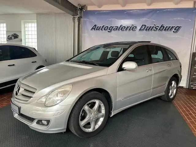 Mercedes-Benz R 320 4Matic 6-Sitzer Sportp. AHK Pano Luft Navi Bi-Xeno
