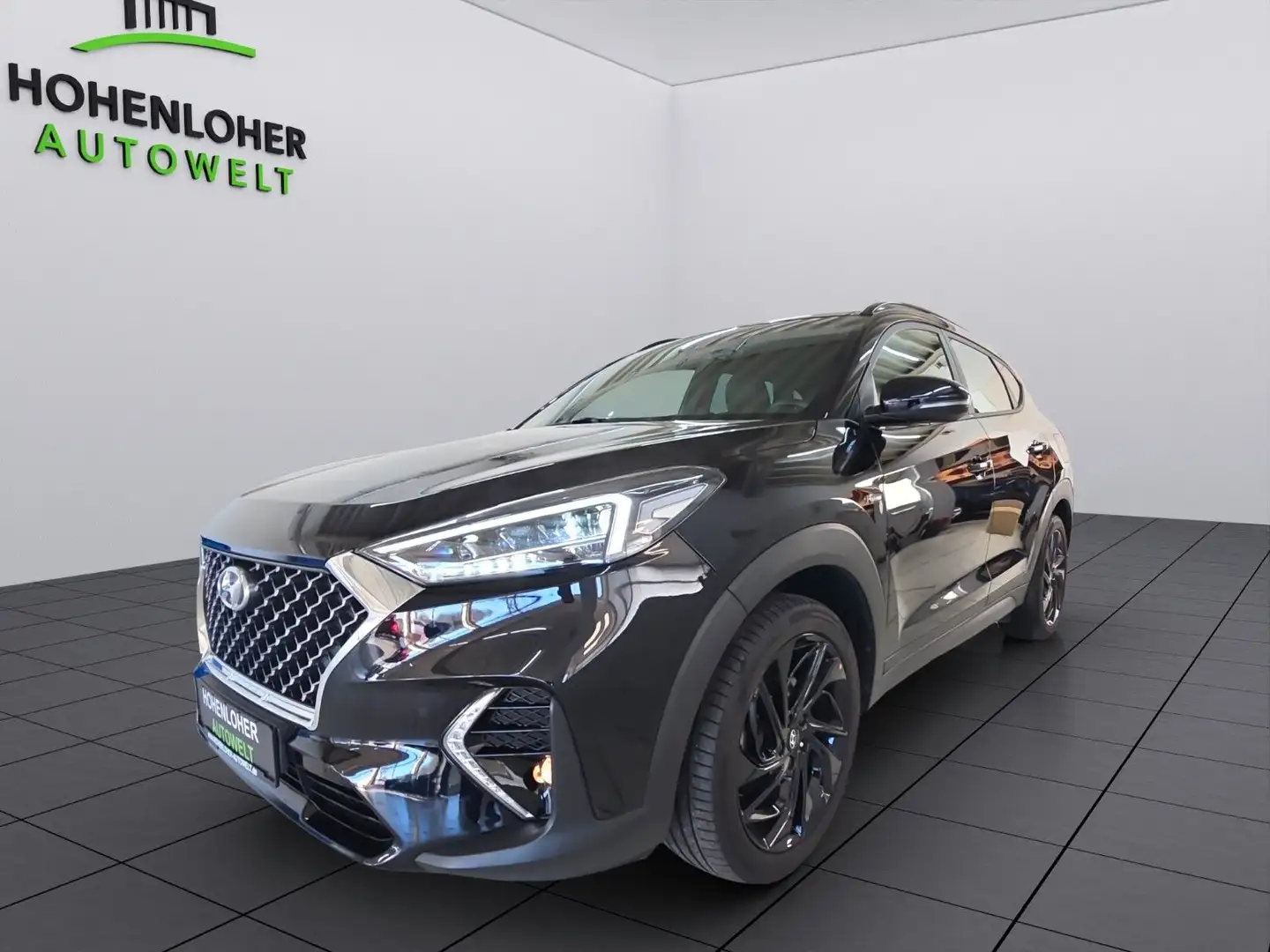 Hyundai TUCSON N Line 4WD *Pano*AHK*LED*Navi*Kamera* Schwarz - 1