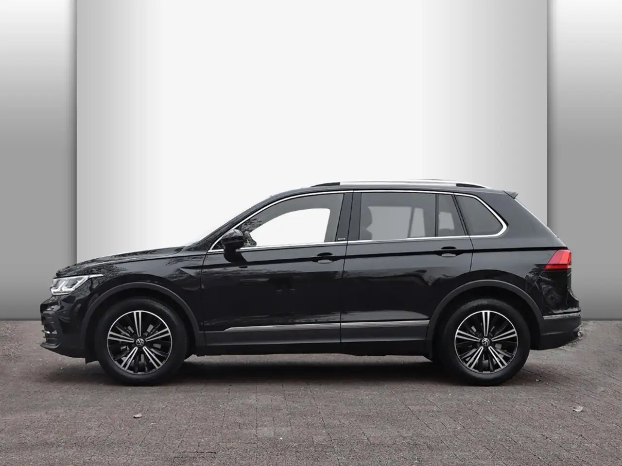 Volkswagen Tiguan MOVE 1.5 TSI OPF DSG LED/NAVI/RÜCKFK/GJR 4
