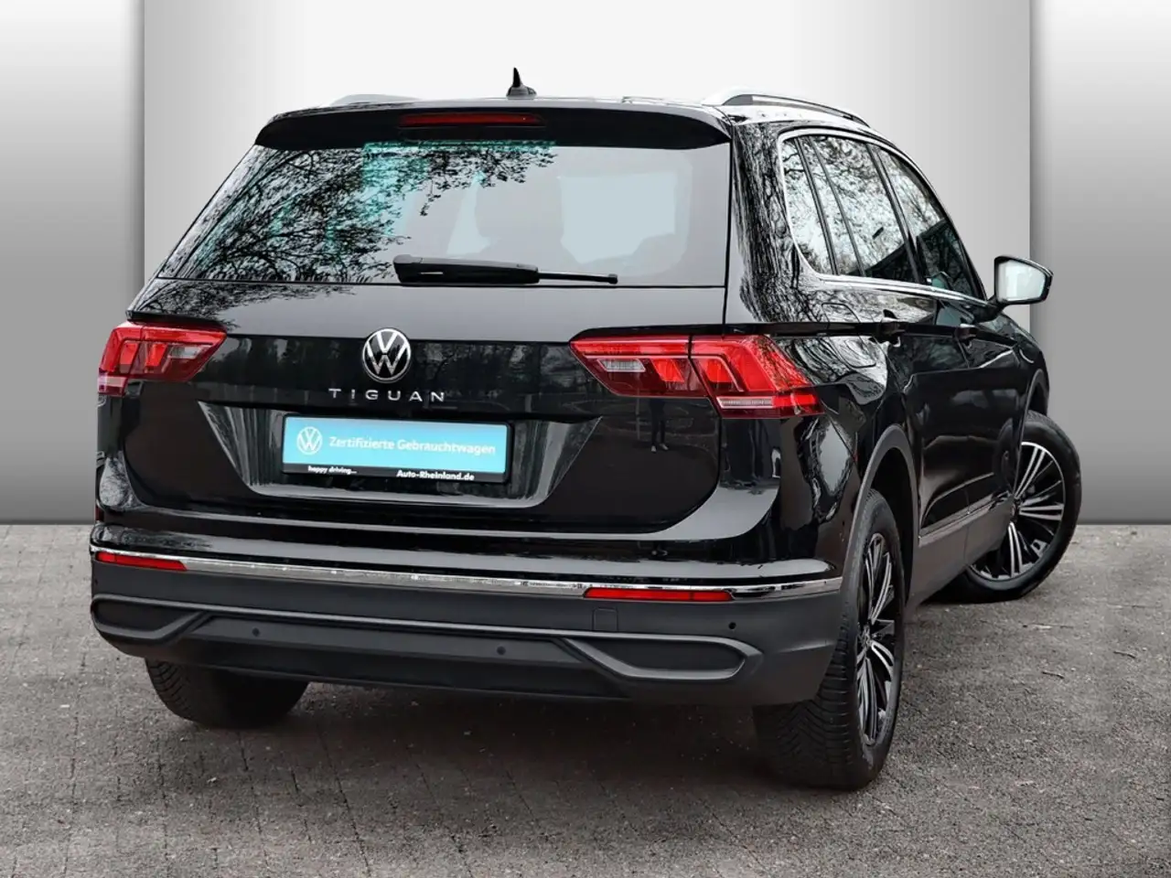 Volkswagen Tiguan MOVE 1.5 TSI OPF DSG LED/NAVI/RÜCKFK/GJR 2