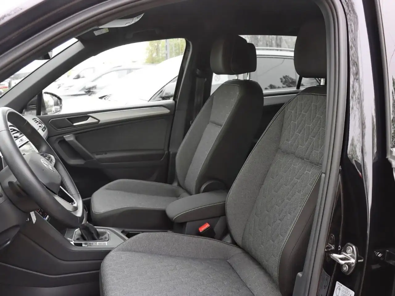 Volkswagen Tiguan MOVE 1.5 TSI OPF DSG LED/NAVI/RÜCKFK/GJR 12