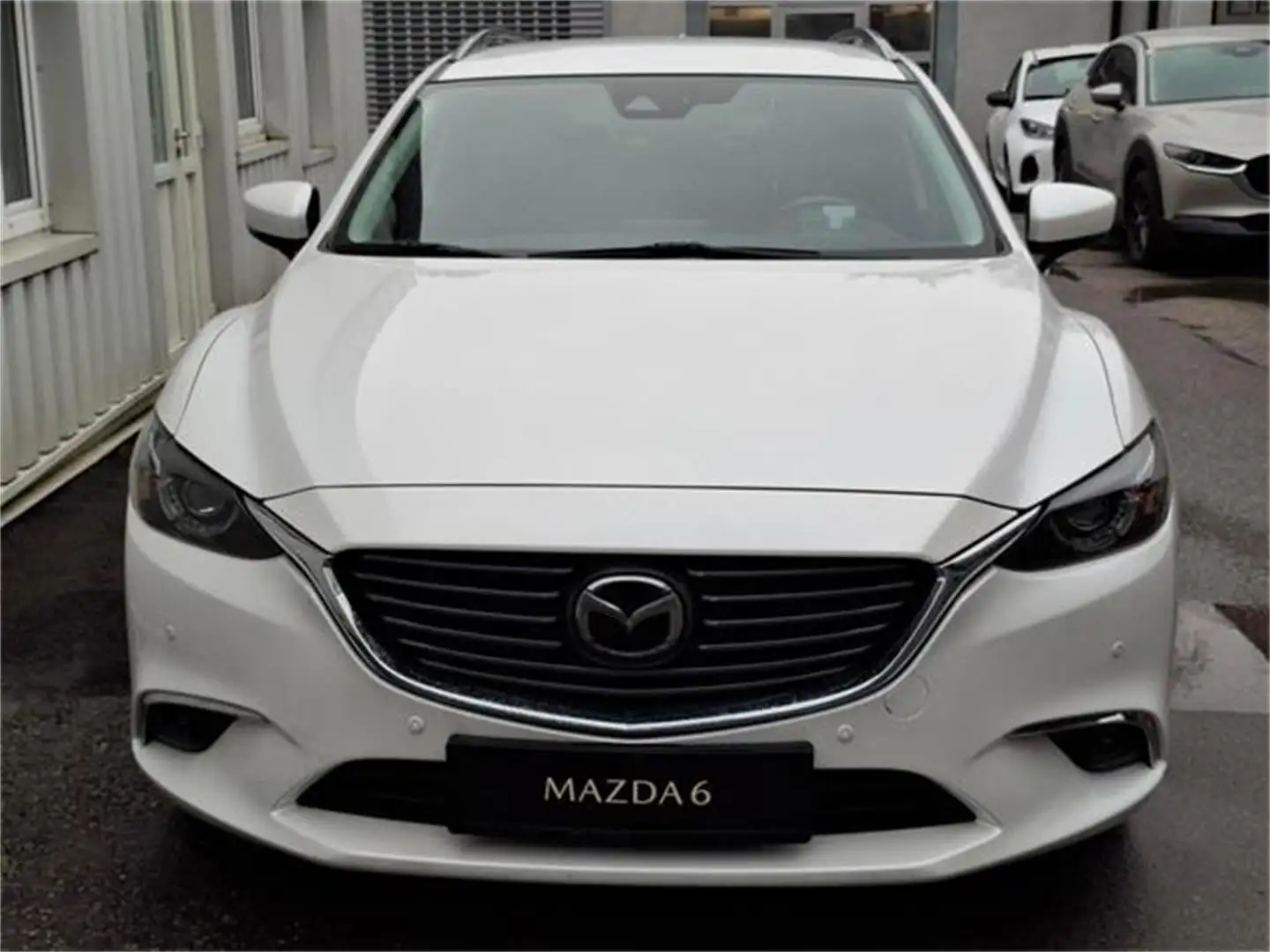 Mazda 6 Sport Combi CD175 Revolution Top Aut. Weiß - 2