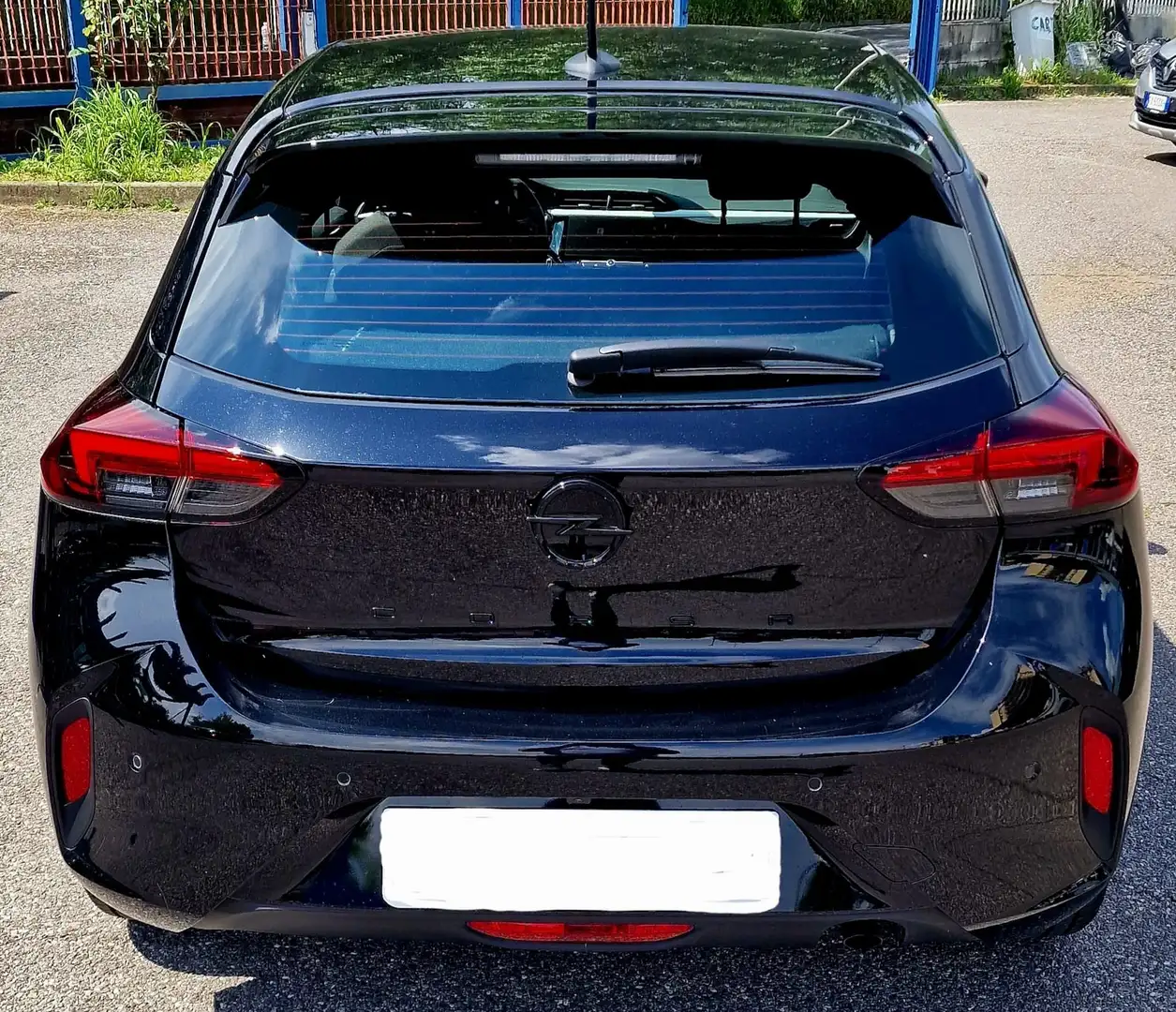 Opel Corsa Corsa 1.2 Black Edition Zwart - 2